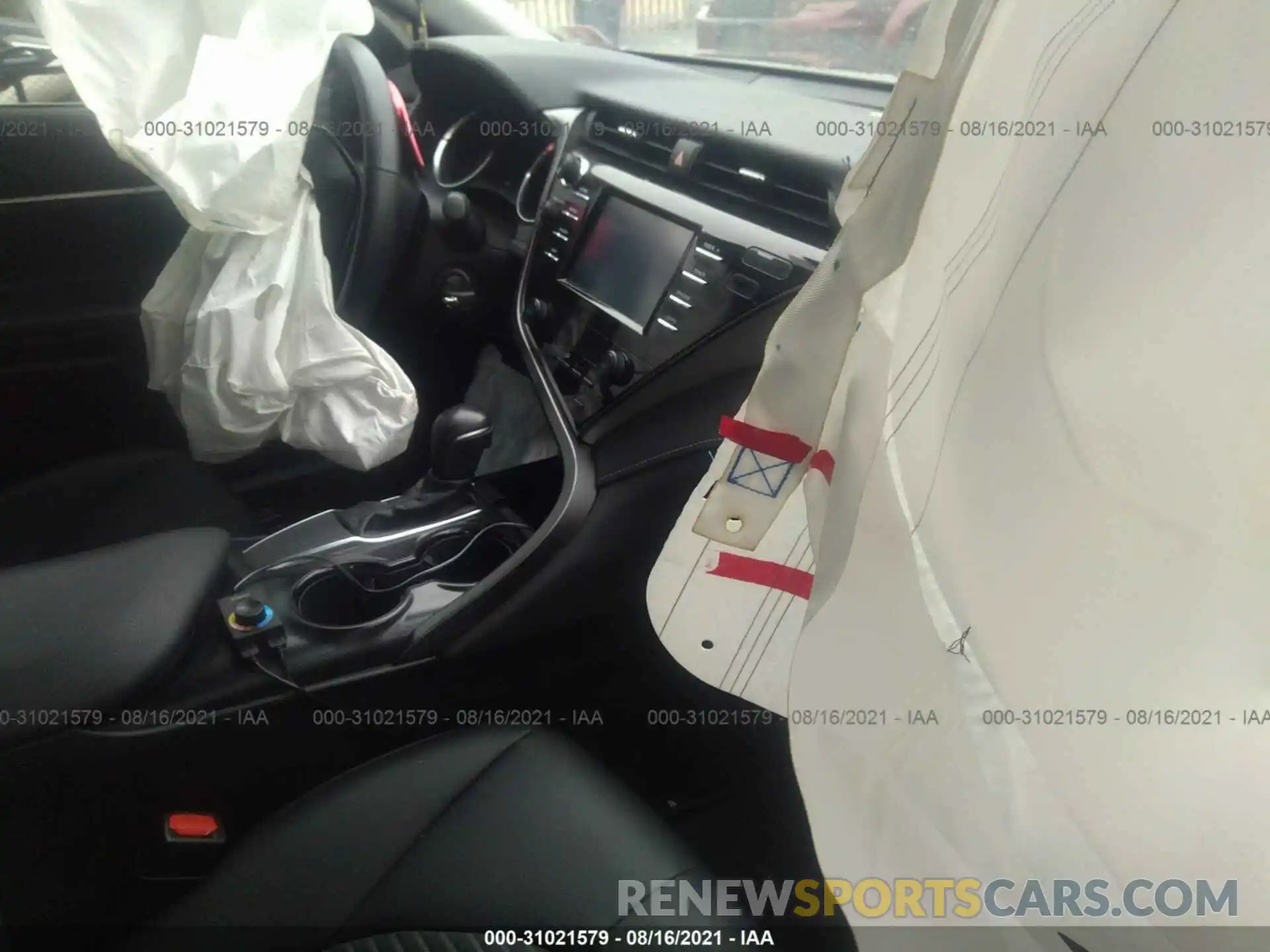 5 Photograph of a damaged car 4T1B11HK2KU273451 TOYOTA CAMRY 2019