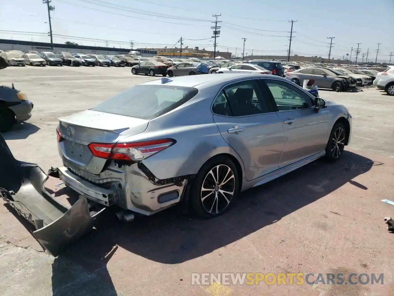 4 Photograph of a damaged car 4T1B11HK2KU274311 TOYOTA CAMRY 2019