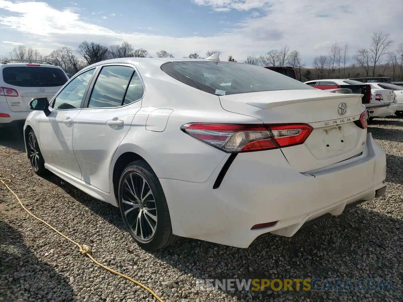 2 Photograph of a damaged car 4T1B11HK2KU275197 TOYOTA CAMRY 2019