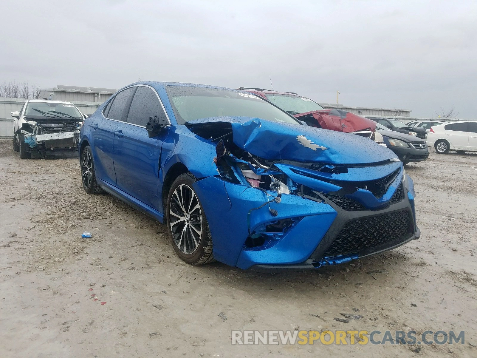 1 Photograph of a damaged car 4T1B11HK2KU276690 TOYOTA CAMRY 2019