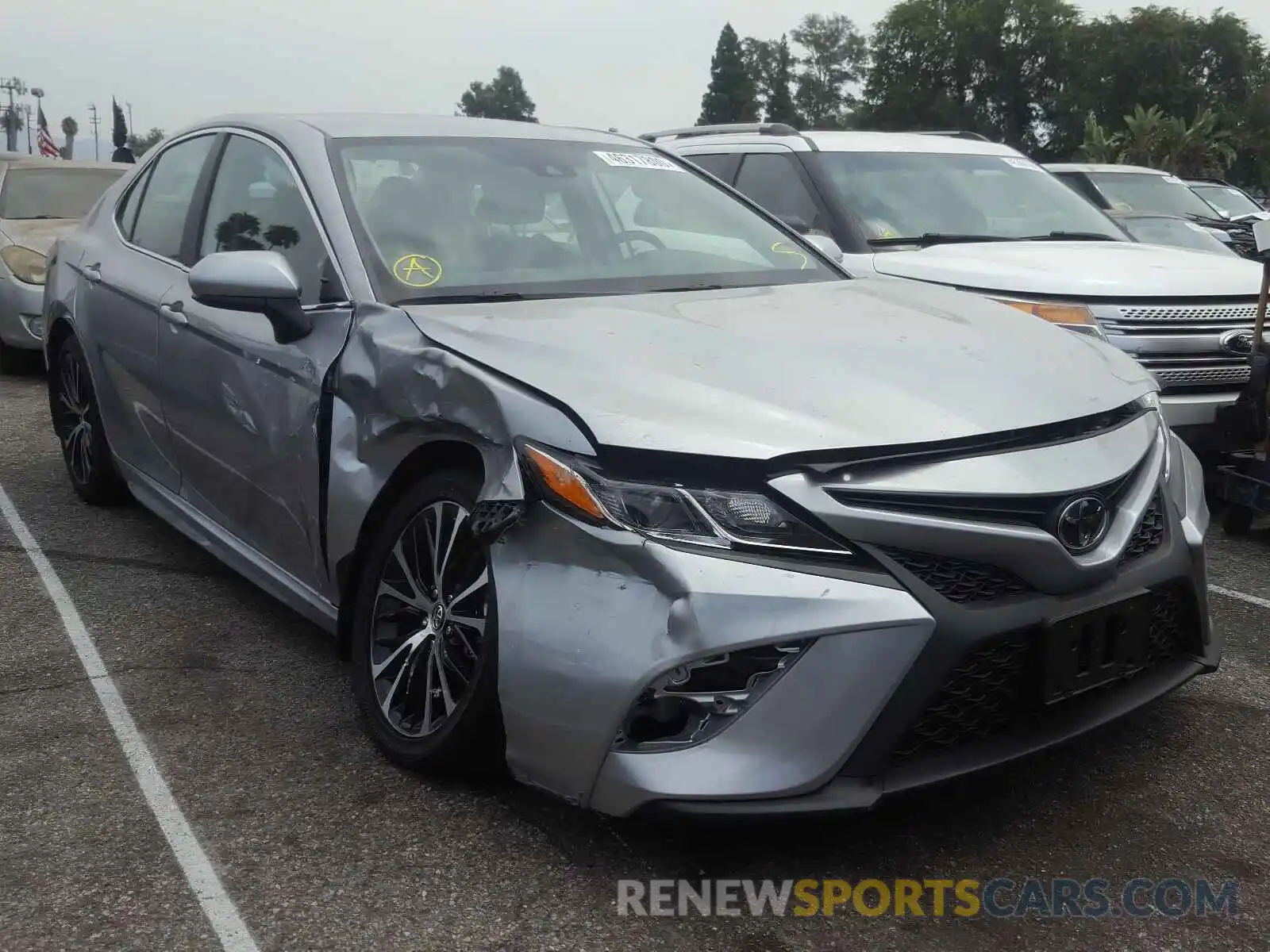 1 Photograph of a damaged car 4T1B11HK2KU277208 TOYOTA CAMRY 2019