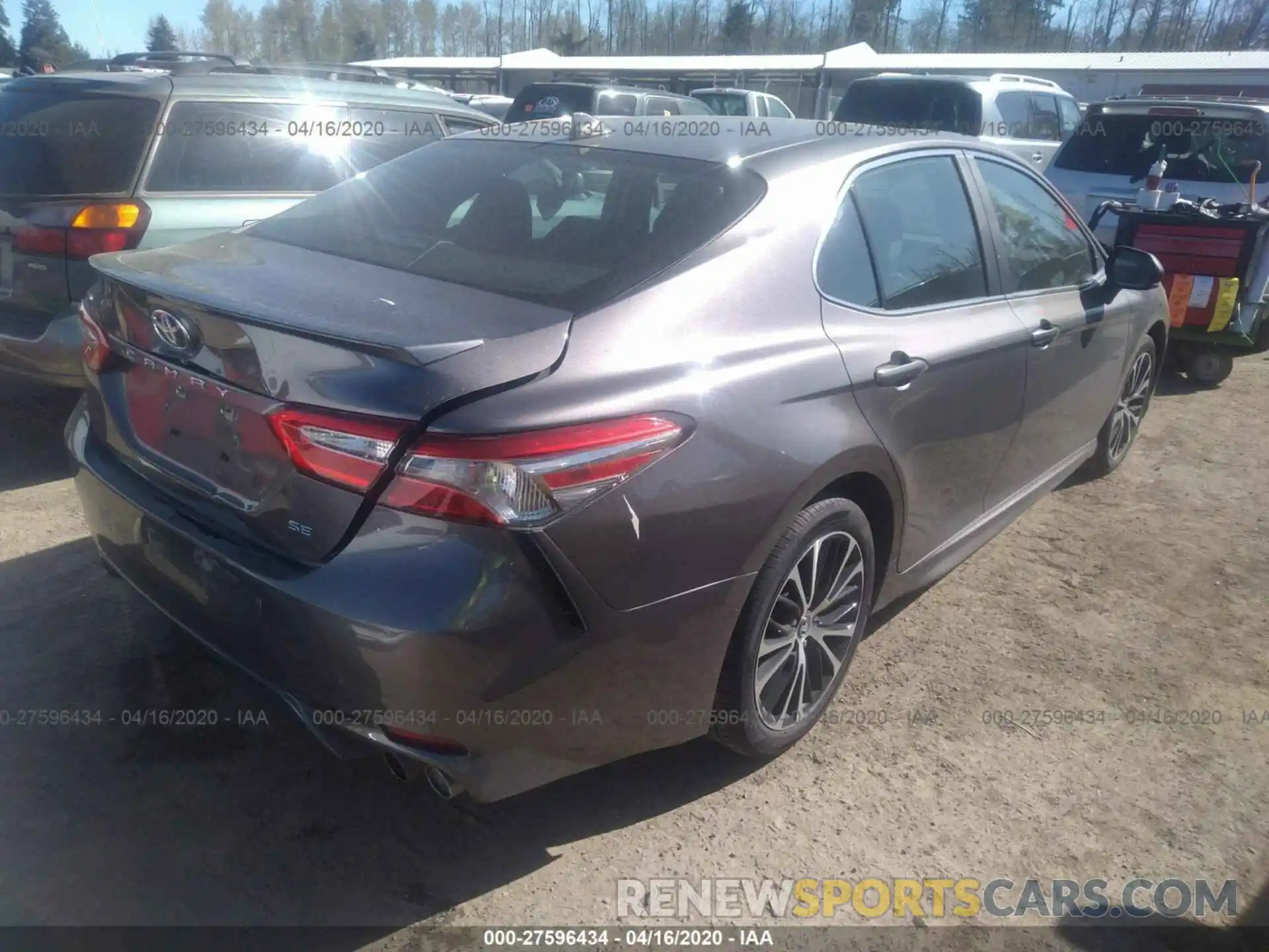 4 Photograph of a damaged car 4T1B11HK2KU277662 TOYOTA CAMRY 2019