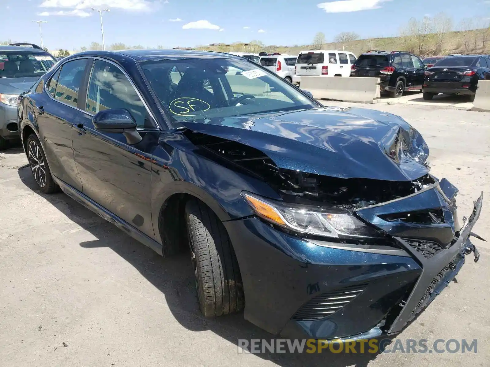 1 Photograph of a damaged car 4T1B11HK2KU279296 TOYOTA CAMRY 2019