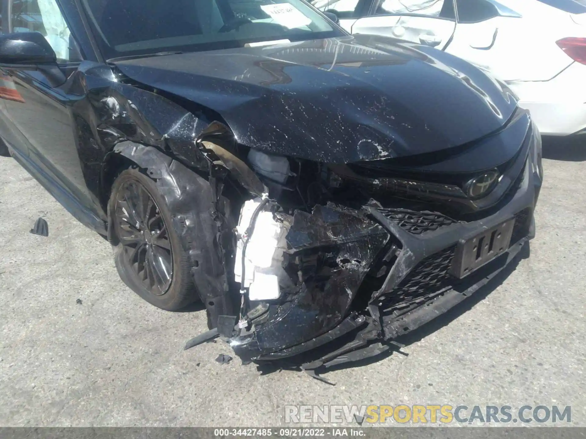 6 Photograph of a damaged car 4T1B11HK2KU281050 TOYOTA CAMRY 2019