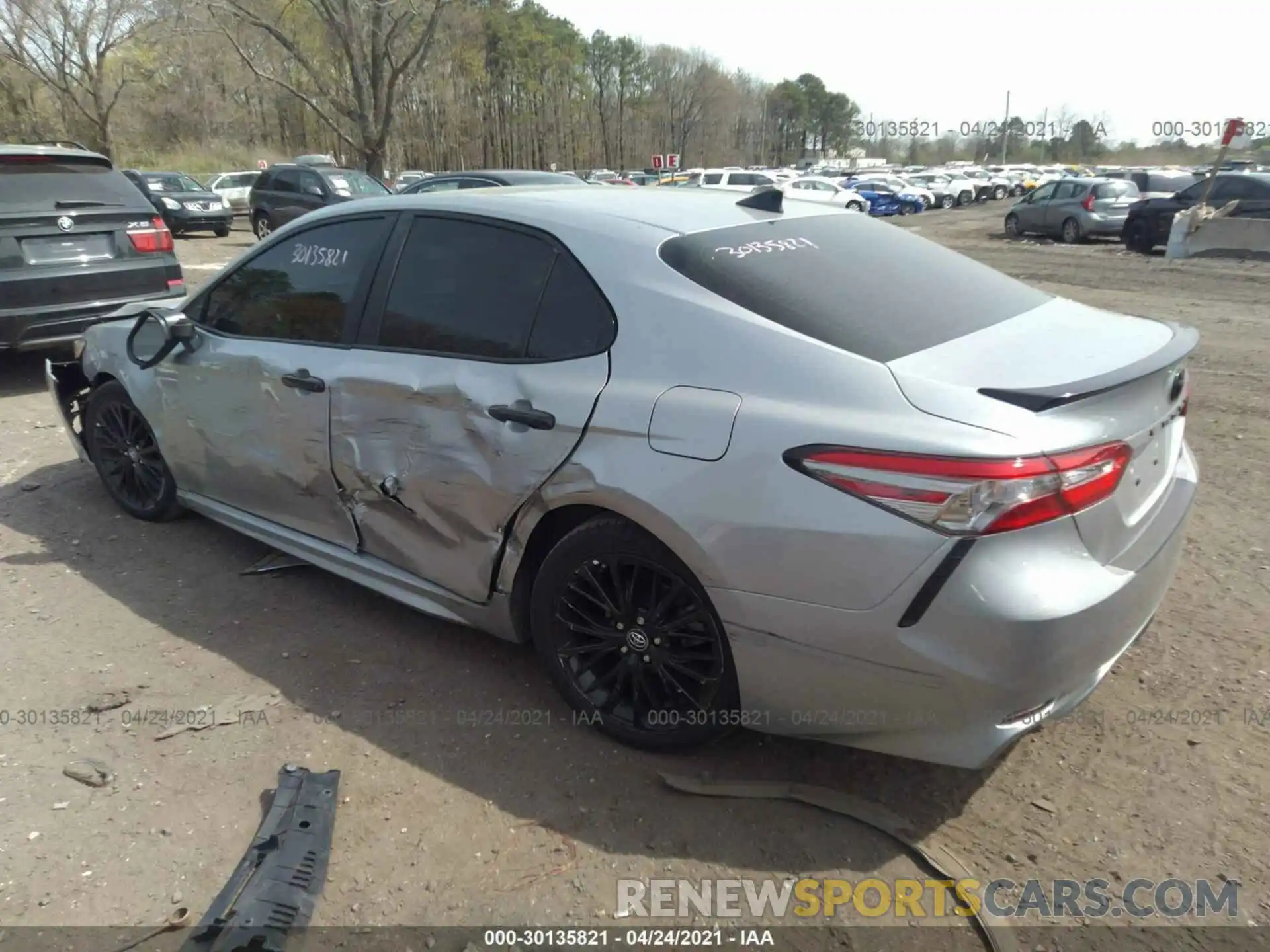 3 Photograph of a damaged car 4T1B11HK2KU283526 TOYOTA CAMRY 2019