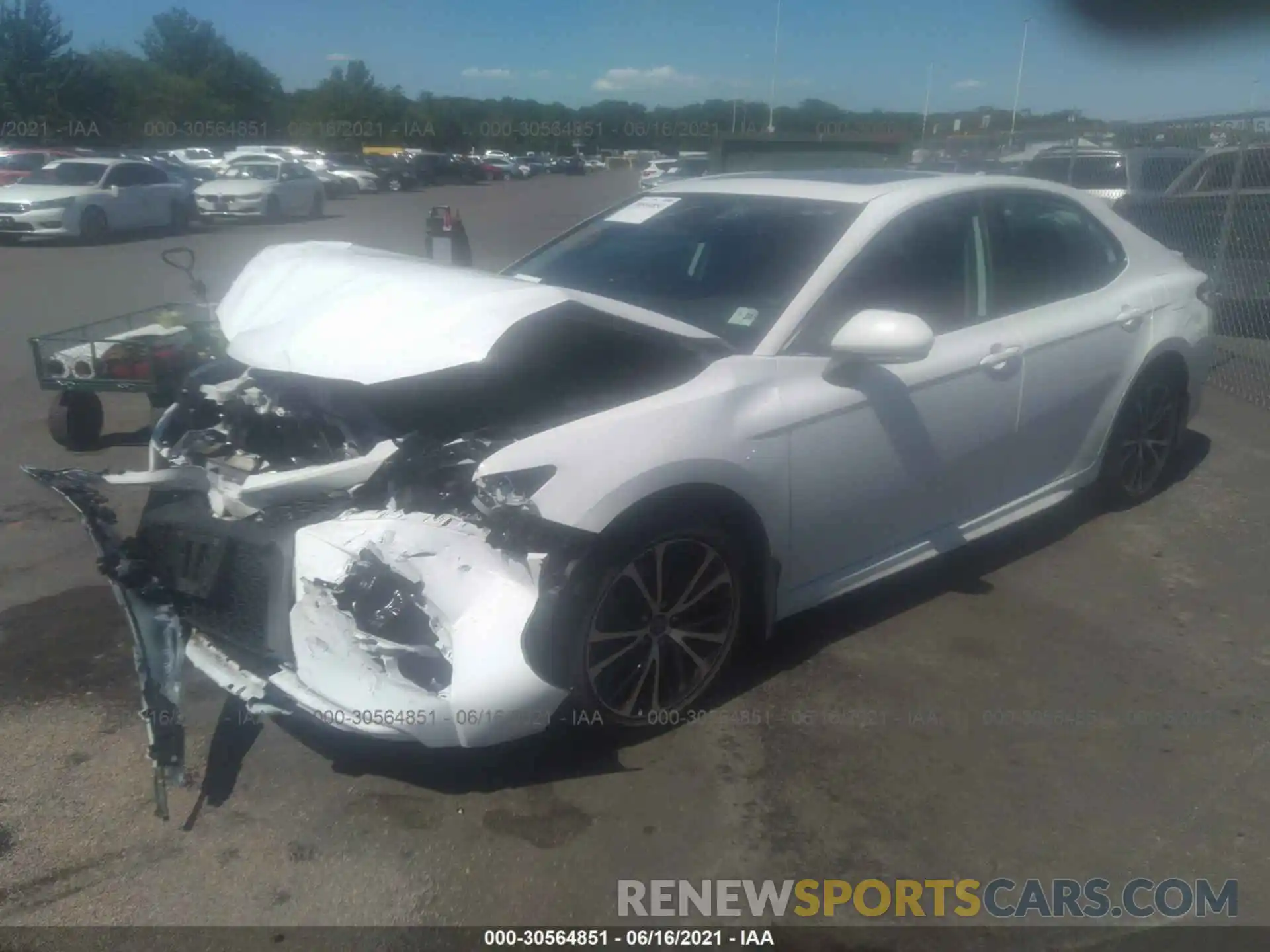 2 Photograph of a damaged car 4T1B11HK2KU283669 TOYOTA CAMRY 2019