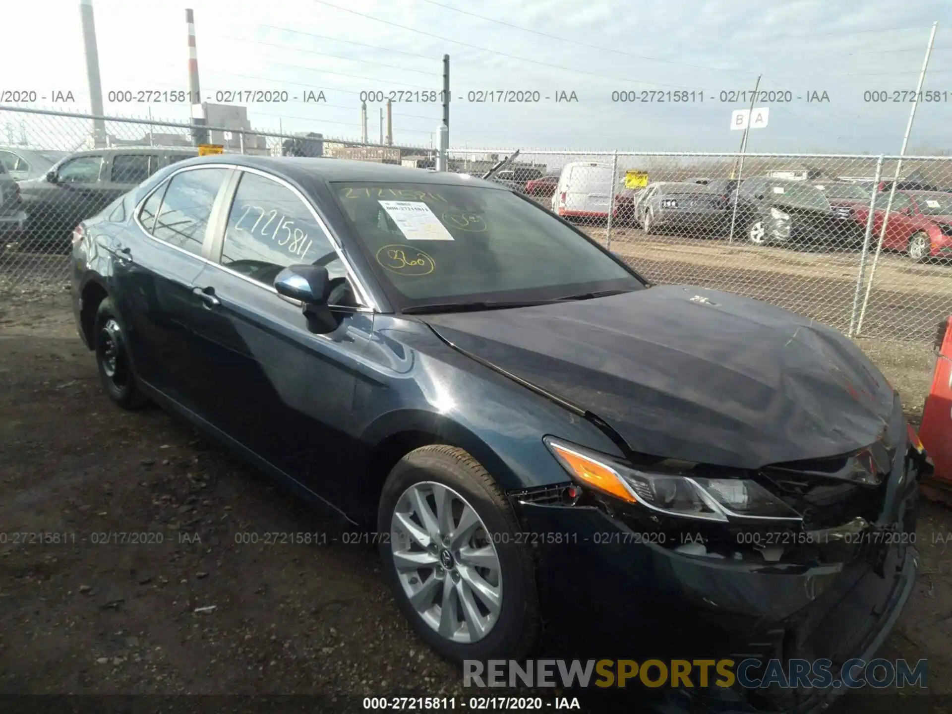 1 Photograph of a damaged car 4T1B11HK2KU283736 TOYOTA CAMRY 2019