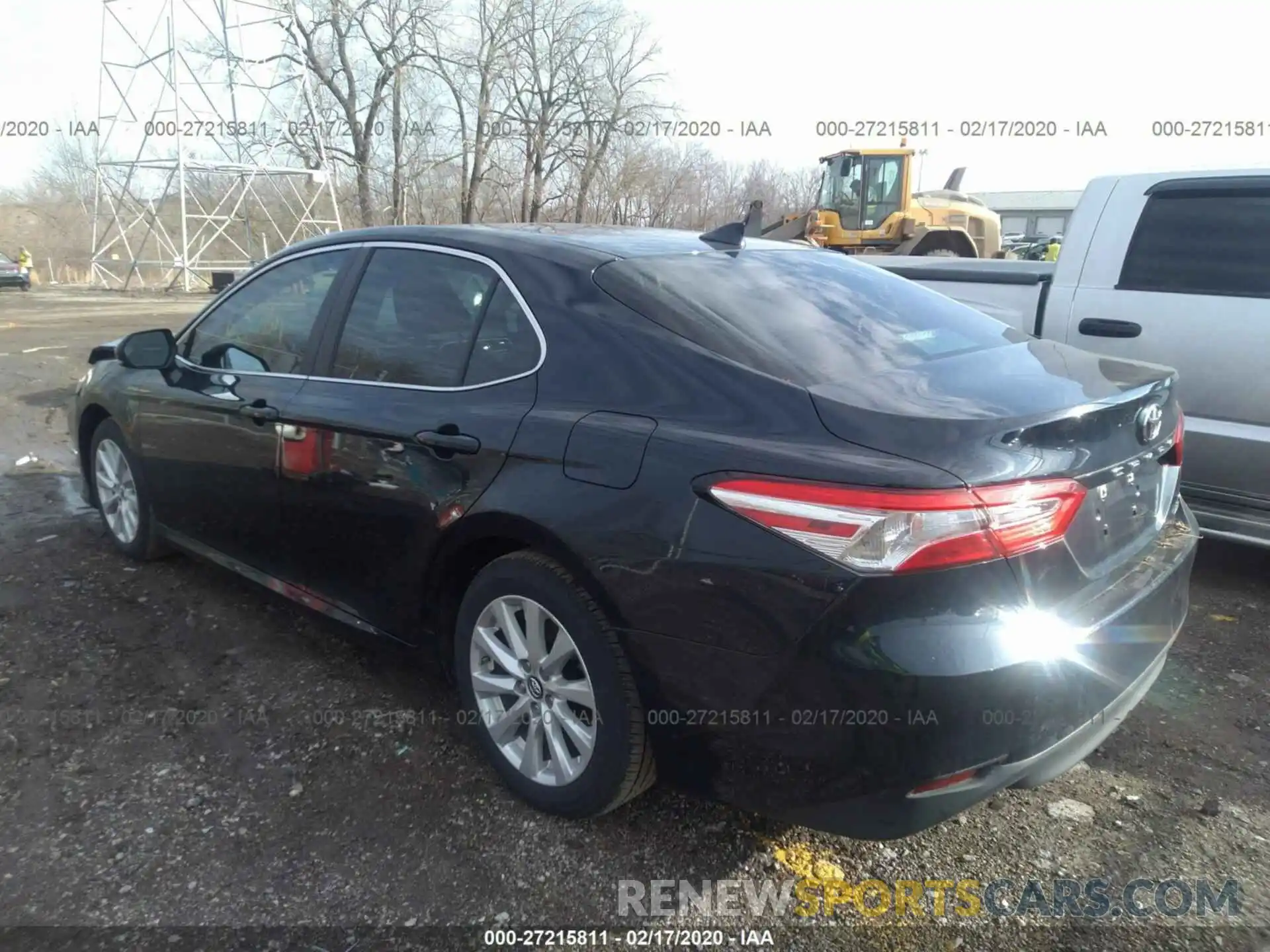 3 Photograph of a damaged car 4T1B11HK2KU283736 TOYOTA CAMRY 2019