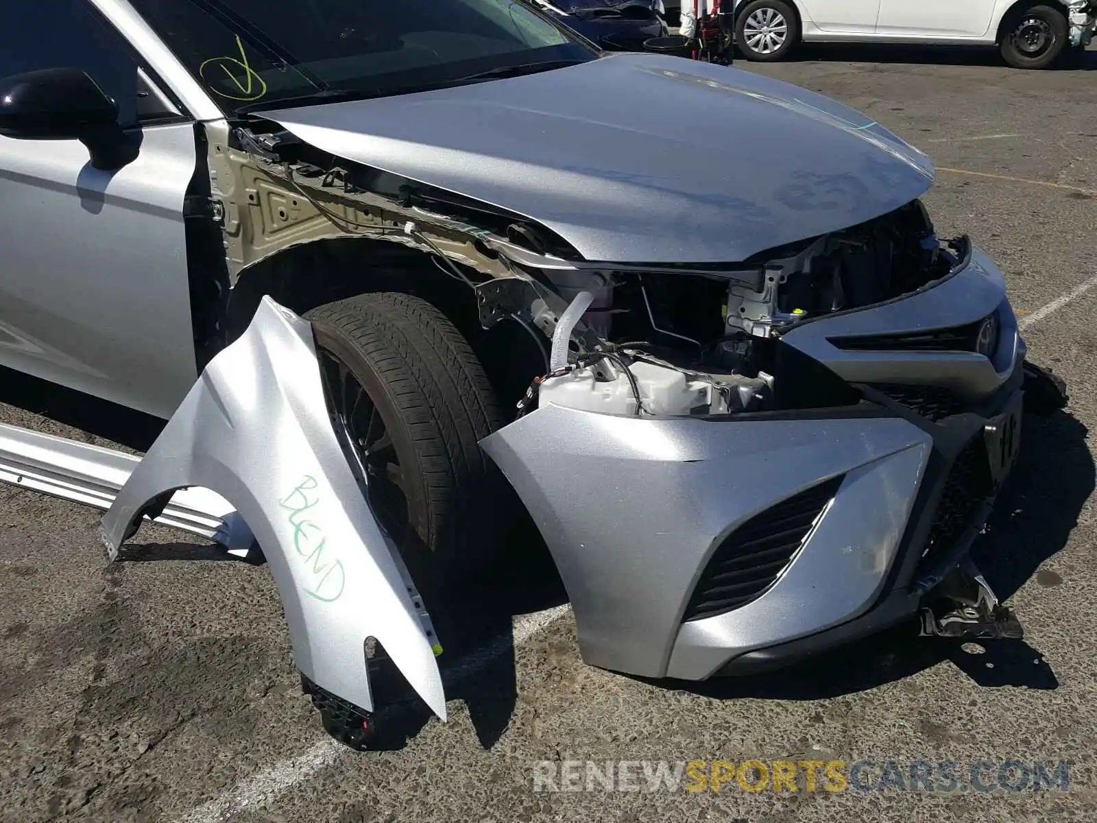 9 Photograph of a damaged car 4T1B11HK2KU284255 TOYOTA CAMRY 2019