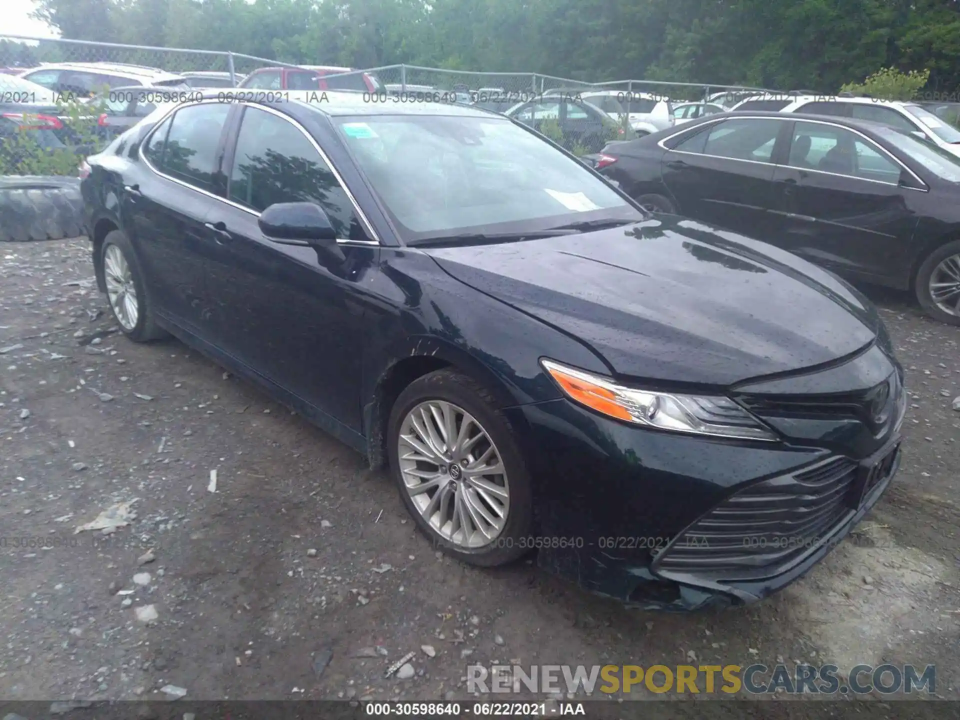 1 Photograph of a damaged car 4T1B11HK2KU285910 TOYOTA CAMRY 2019