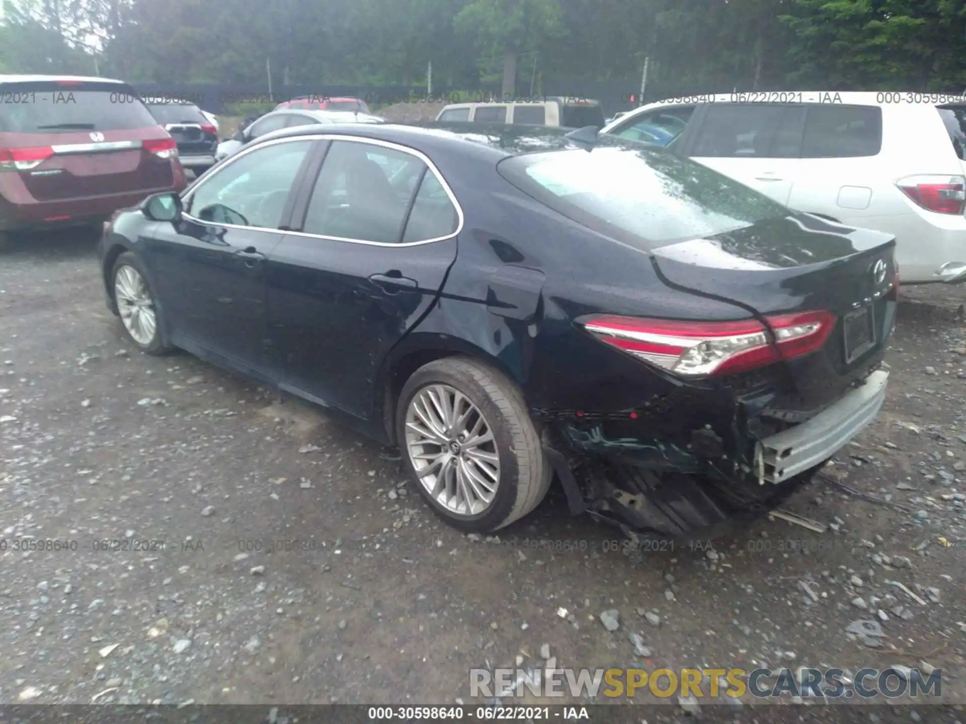 3 Photograph of a damaged car 4T1B11HK2KU285910 TOYOTA CAMRY 2019