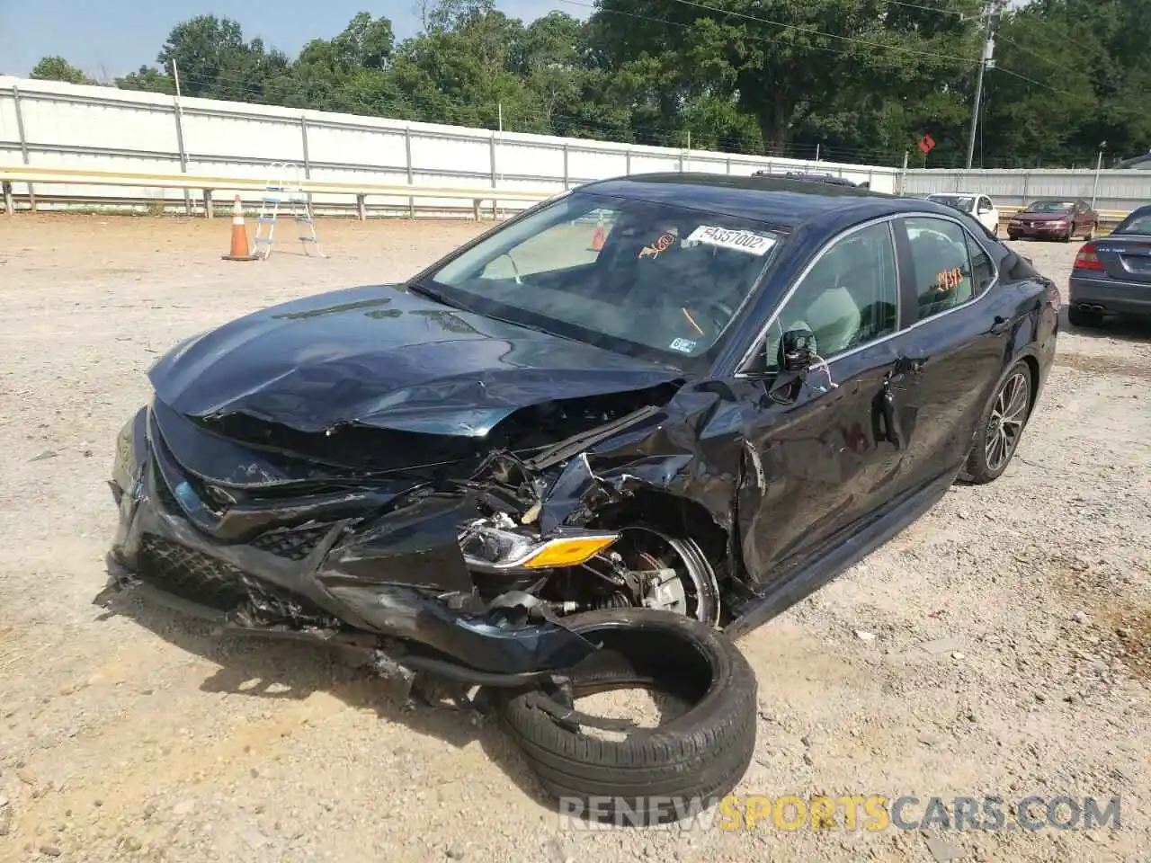 2 Photograph of a damaged car 4T1B11HK2KU287690 TOYOTA CAMRY 2019