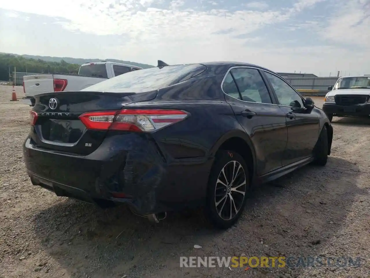 4 Photograph of a damaged car 4T1B11HK2KU287690 TOYOTA CAMRY 2019