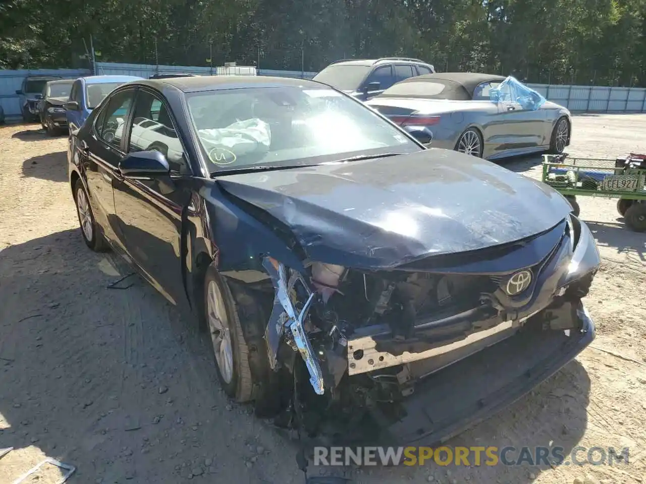 1 Photograph of a damaged car 4T1B11HK2KU287835 TOYOTA CAMRY 2019