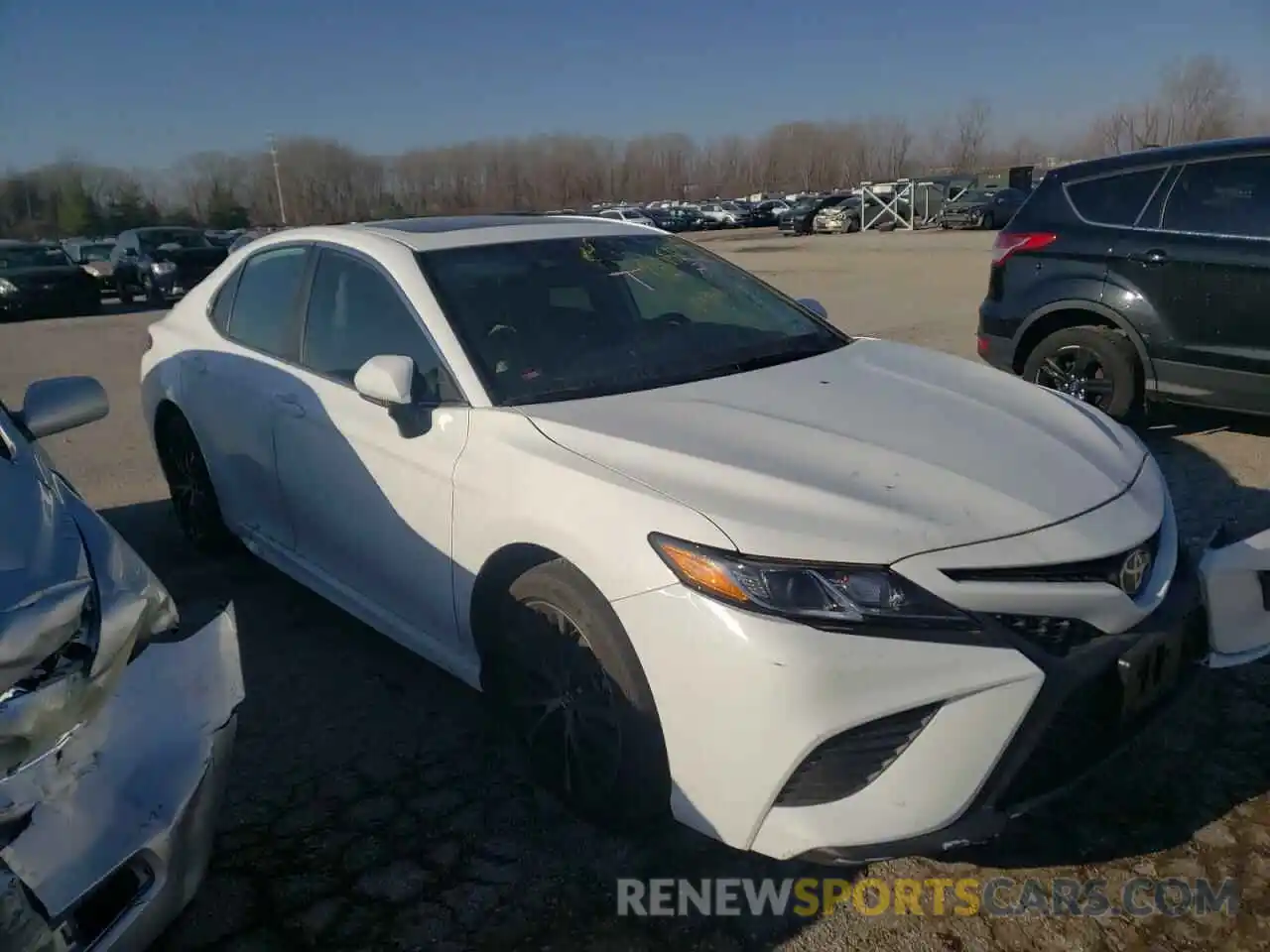 1 Photograph of a damaged car 4T1B11HK2KU287933 TOYOTA CAMRY 2019