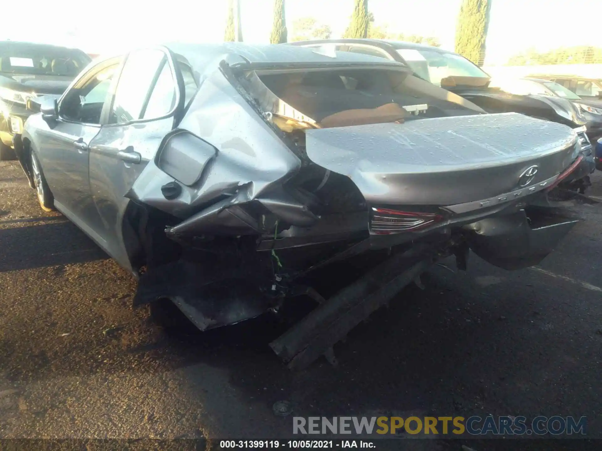 3 Photograph of a damaged car 4T1B11HK2KU288113 TOYOTA CAMRY 2019