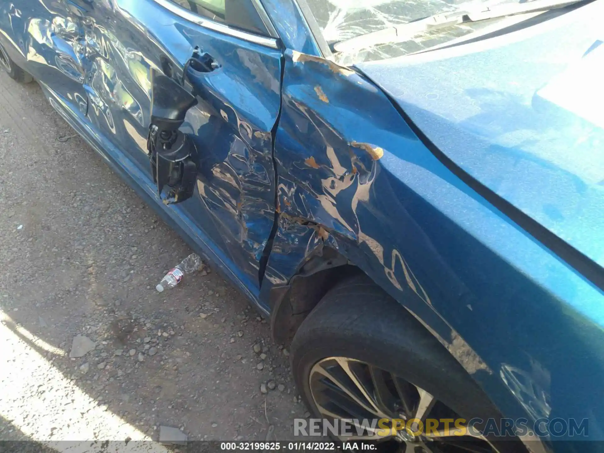 11 Photograph of a damaged car 4T1B11HK2KU291786 TOYOTA CAMRY 2019