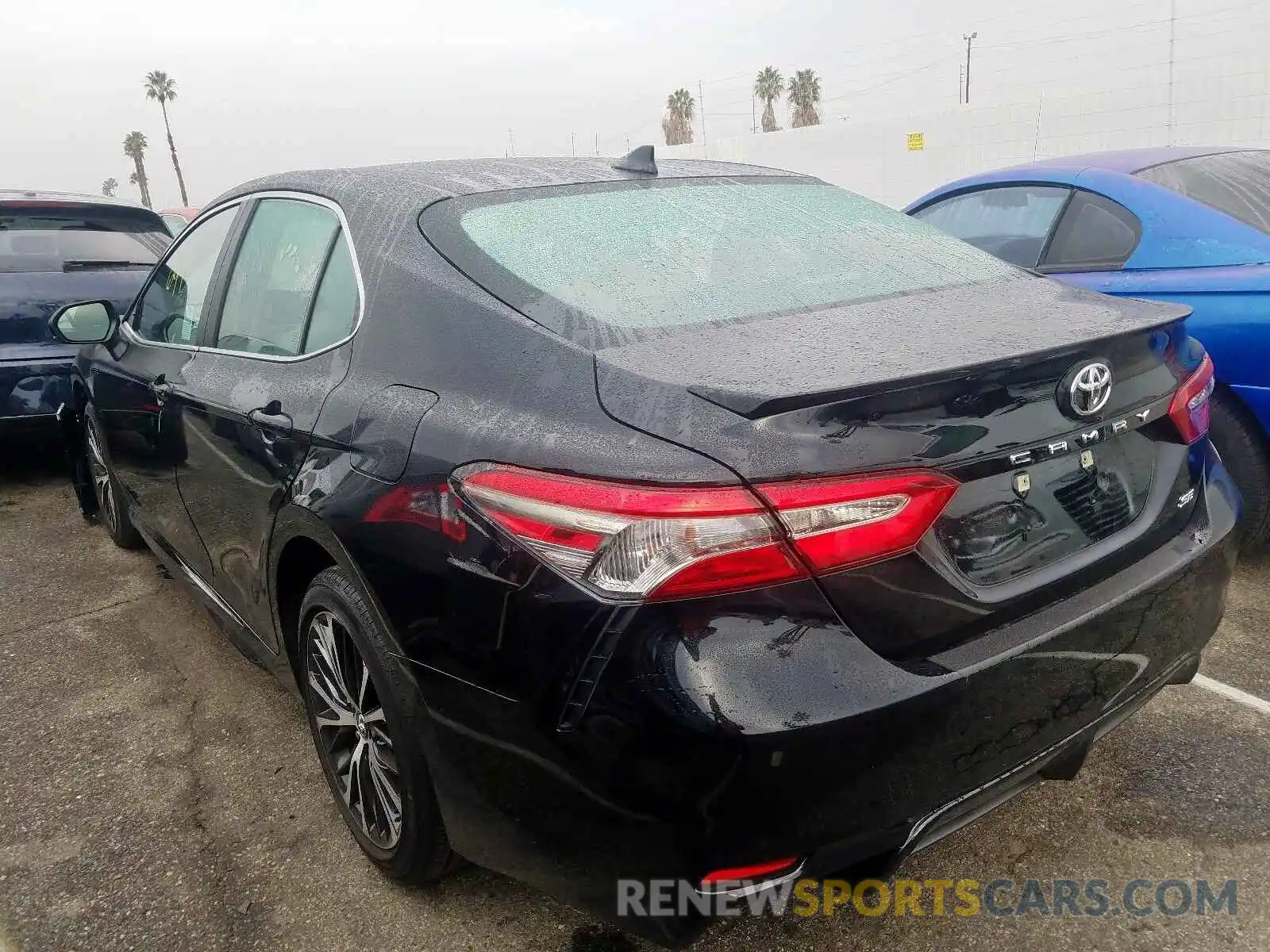 3 Photograph of a damaged car 4T1B11HK2KU293991 TOYOTA CAMRY 2019