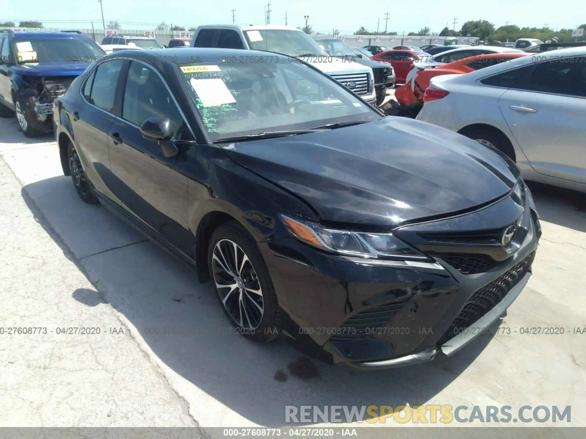 1 Photograph of a damaged car 4T1B11HK2KU297927 TOYOTA CAMRY 2019