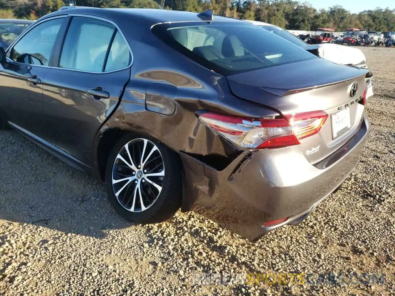 9 Photograph of a damaged car 4T1B11HK2KU298558 TOYOTA CAMRY 2019