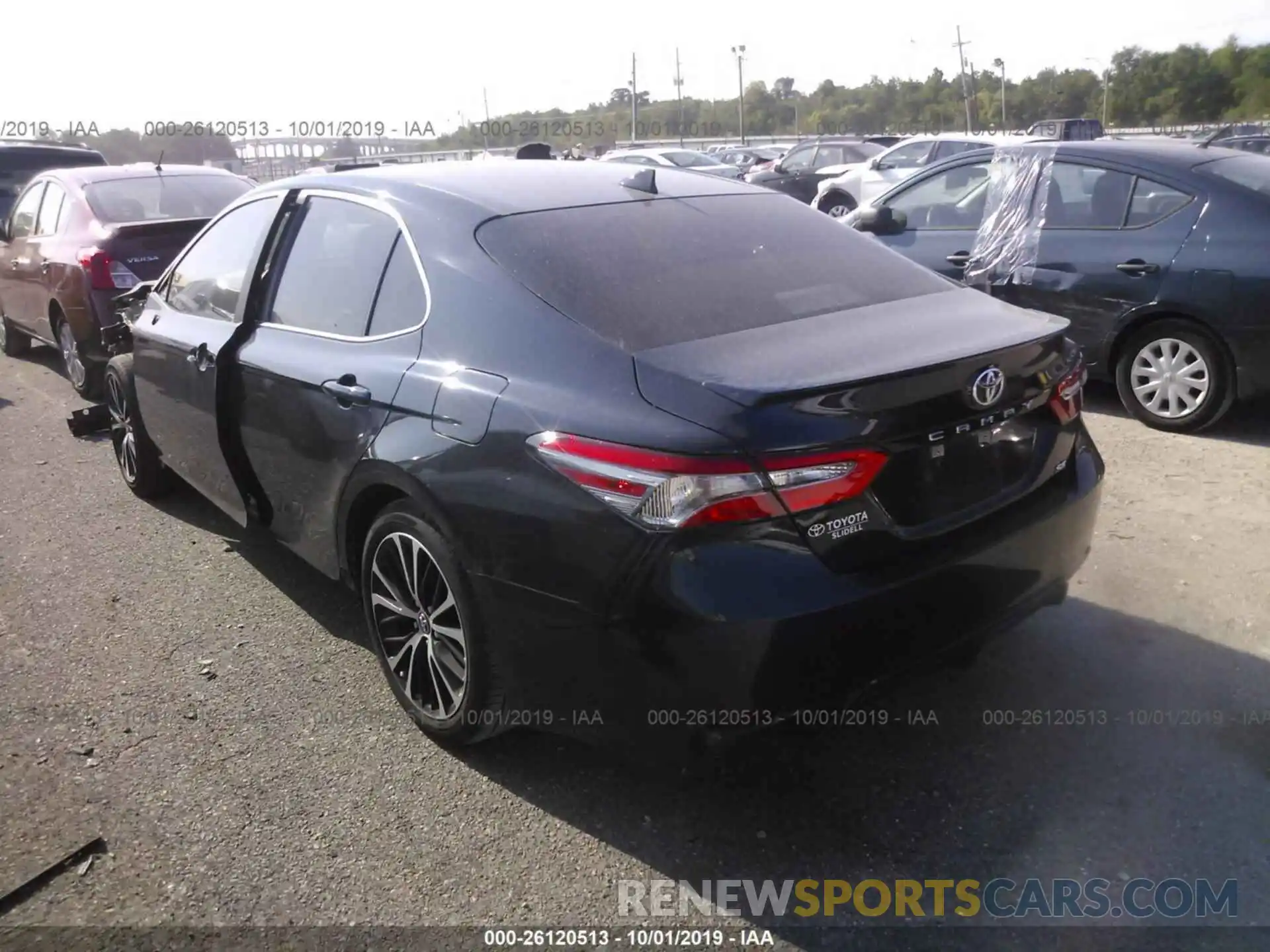 3 Photograph of a damaged car 4T1B11HK2KU679374 TOYOTA CAMRY 2019