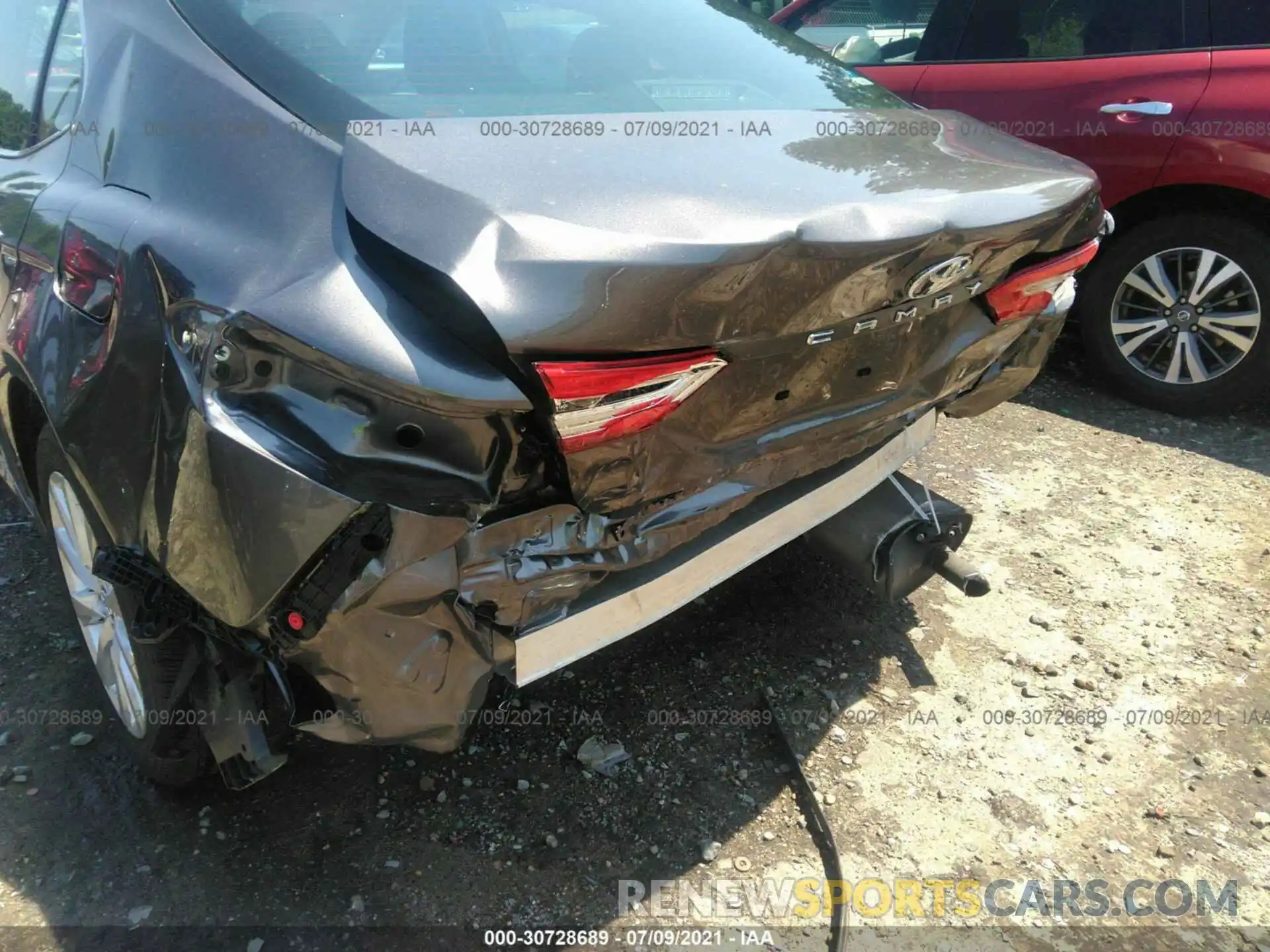 6 Photograph of a damaged car 4T1B11HK2KU680993 TOYOTA CAMRY 2019