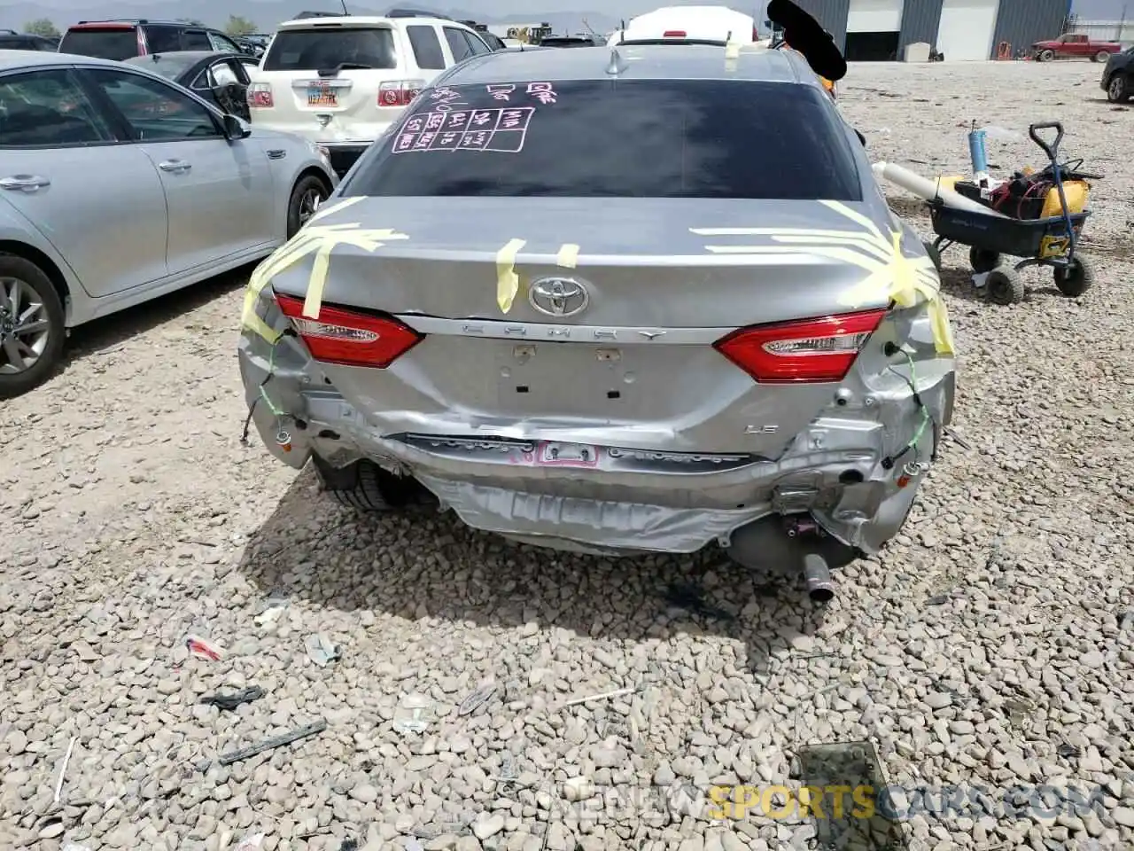 9 Photograph of a damaged car 4T1B11HK2KU681545 TOYOTA CAMRY 2019