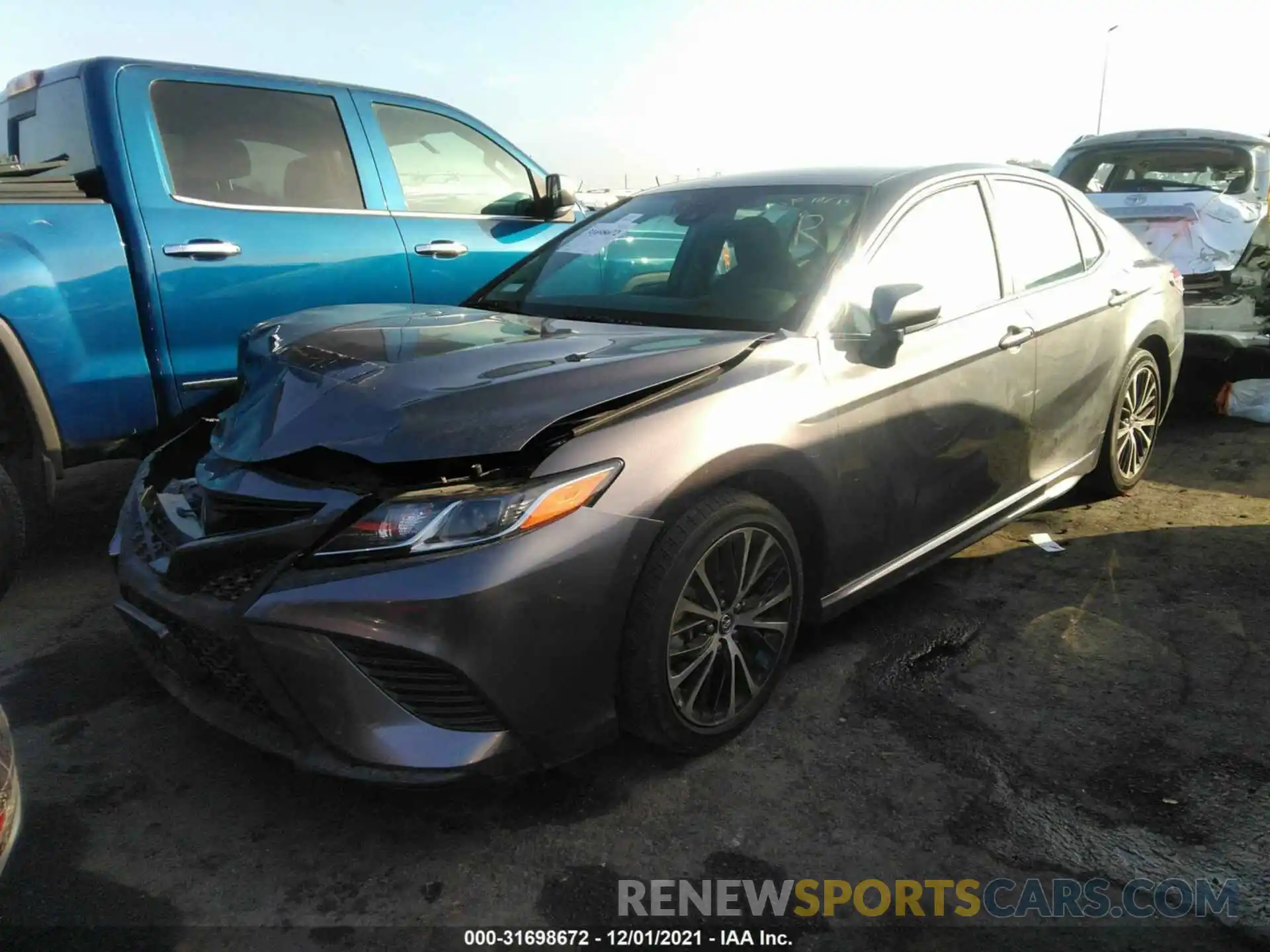 2 Photograph of a damaged car 4T1B11HK2KU683439 TOYOTA CAMRY 2019