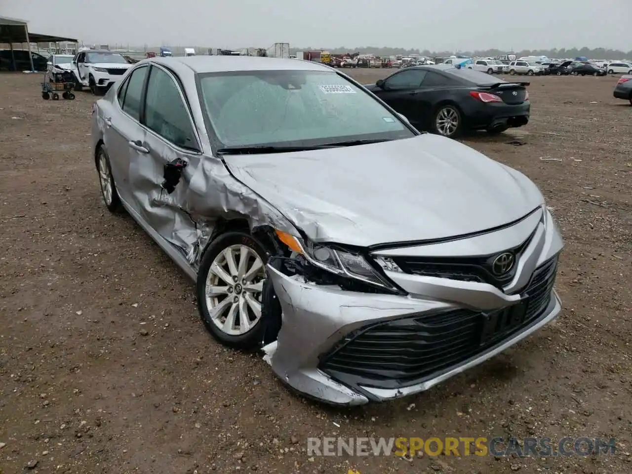 1 Photograph of a damaged car 4T1B11HK2KU684381 TOYOTA CAMRY 2019