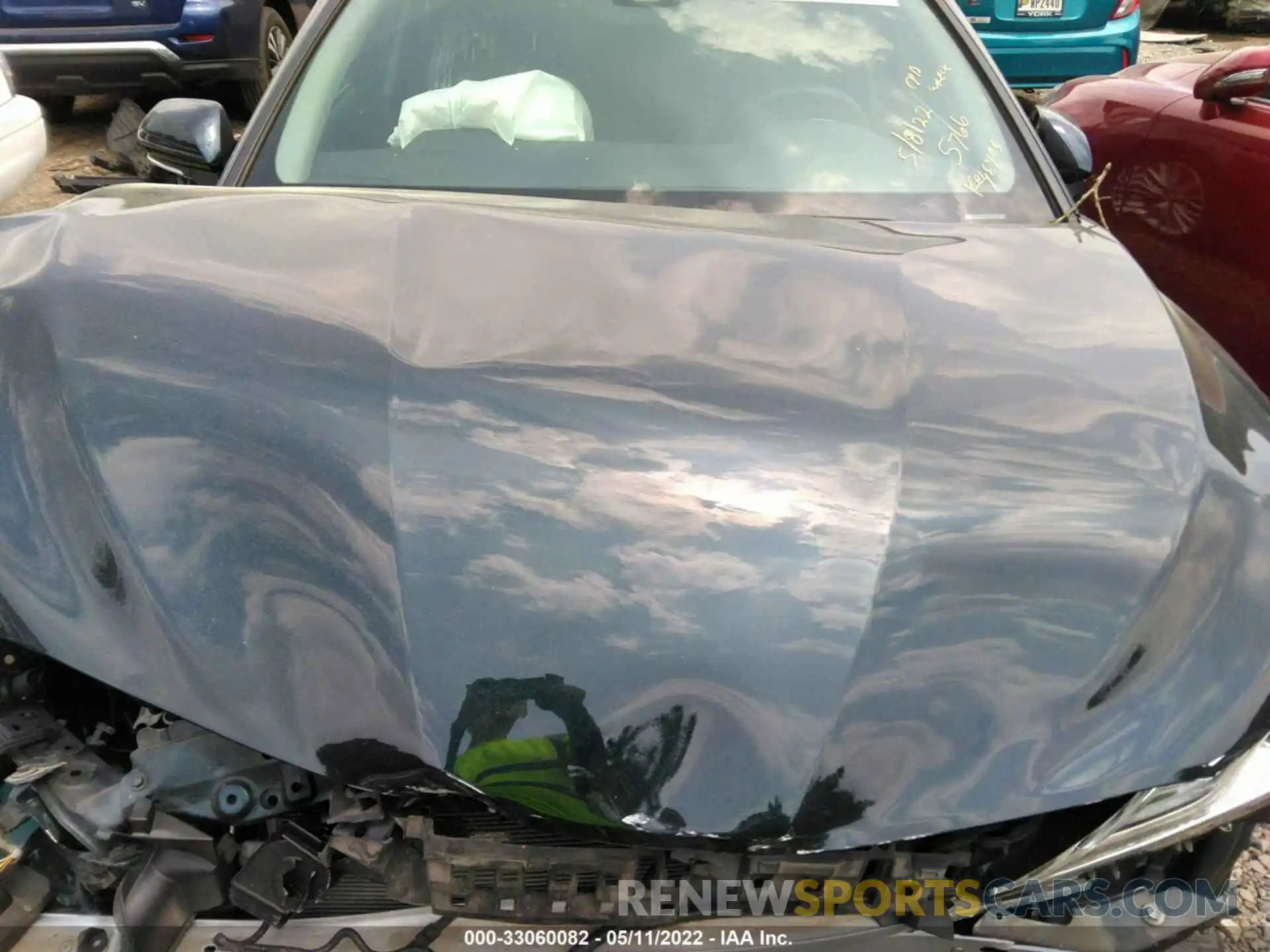 10 Photograph of a damaged car 4T1B11HK2KU686051 TOYOTA CAMRY 2019