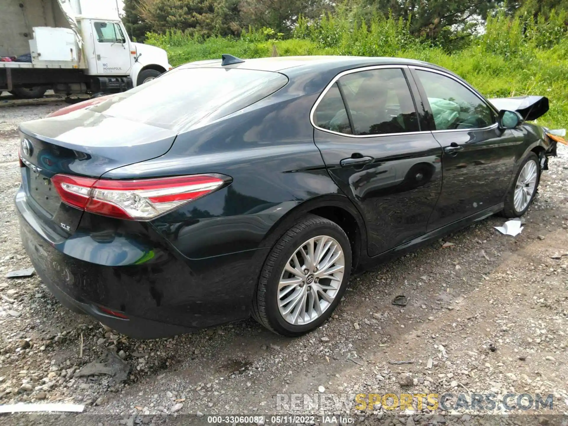 4 Фотография поврежденного автомобиля 4T1B11HK2KU686051 TOYOTA CAMRY 2019