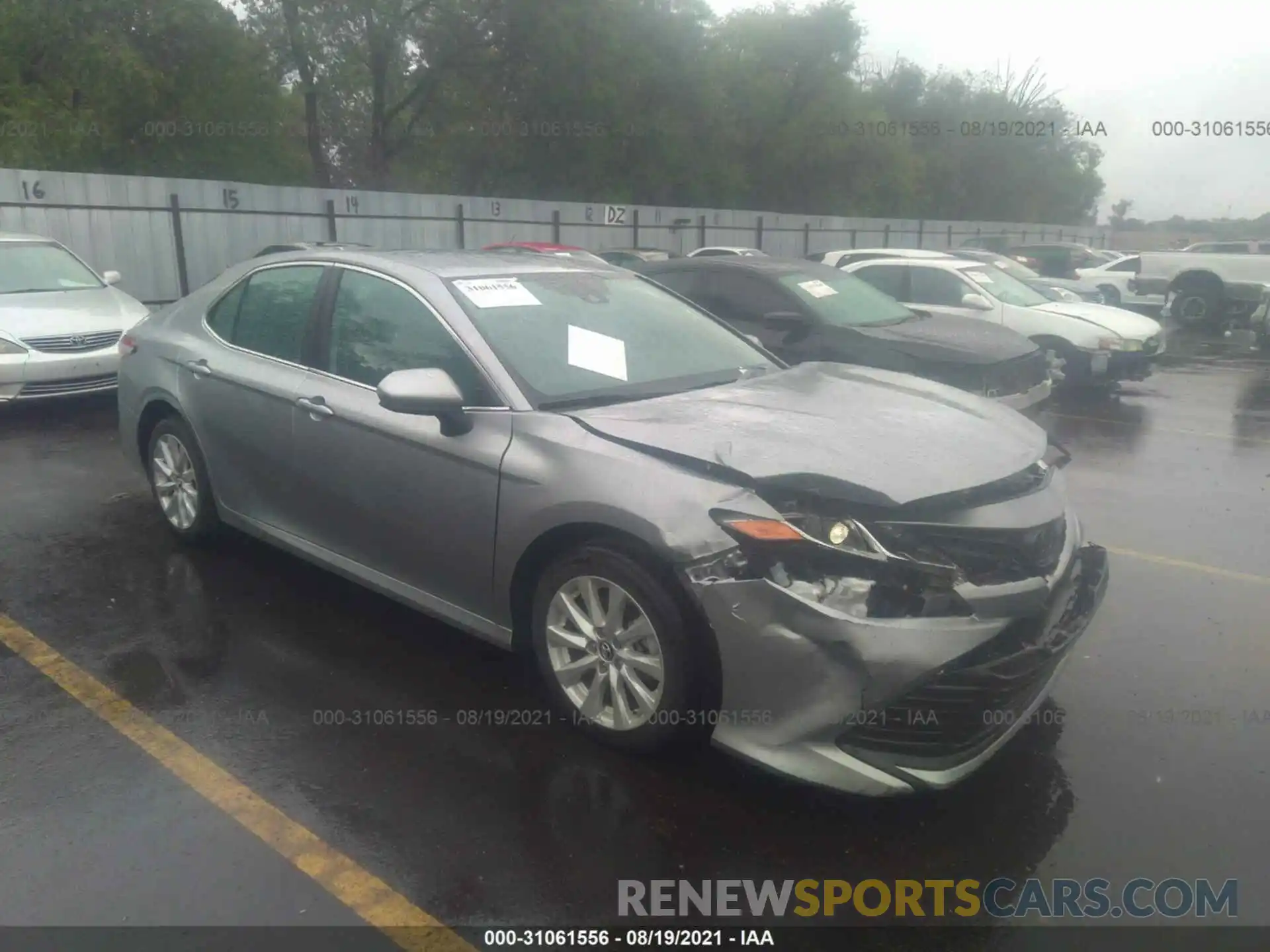 1 Photograph of a damaged car 4T1B11HK2KU686616 TOYOTA CAMRY 2019