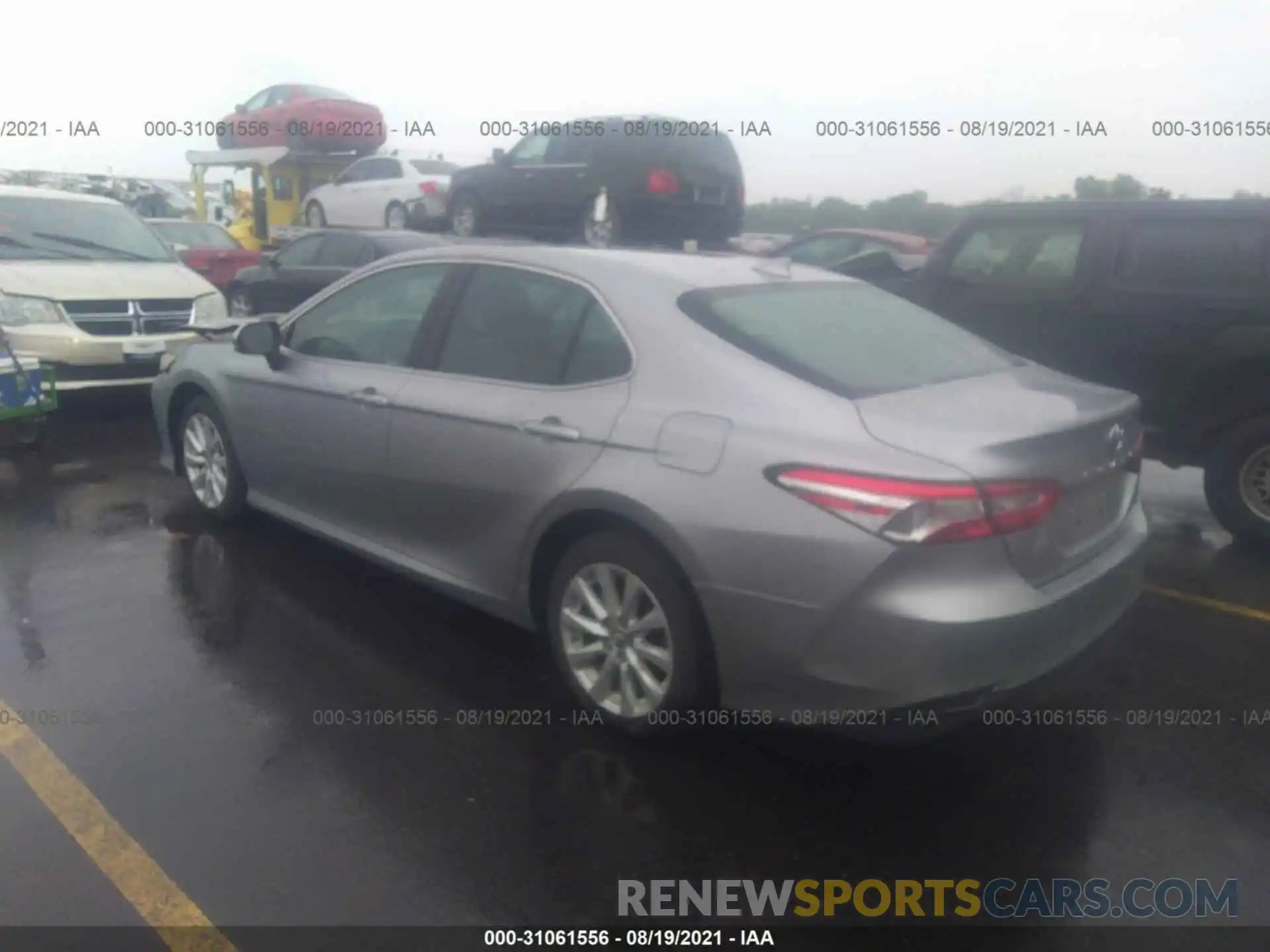 3 Photograph of a damaged car 4T1B11HK2KU686616 TOYOTA CAMRY 2019