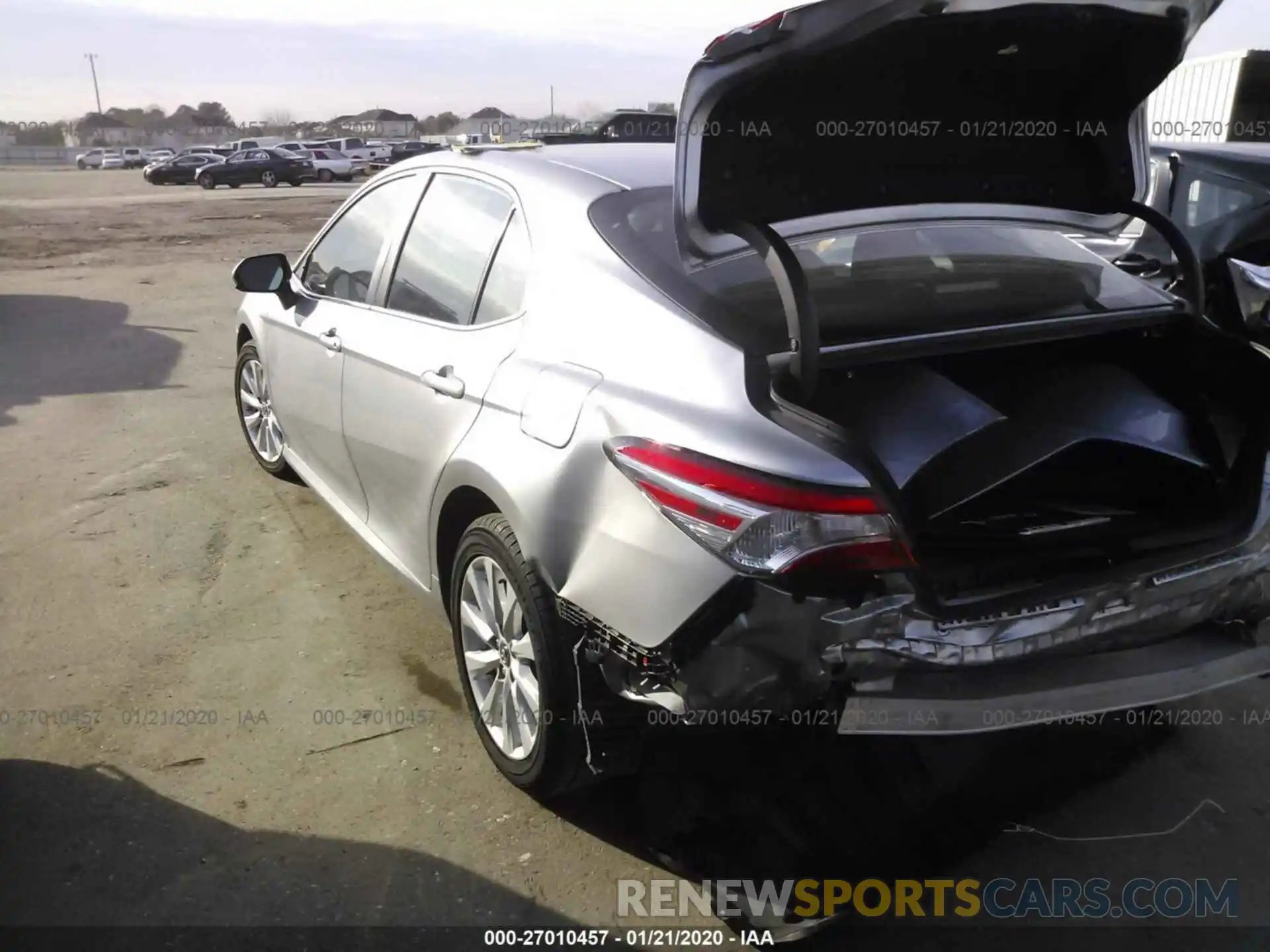 3 Photograph of a damaged car 4T1B11HK2KU686972 TOYOTA CAMRY 2019