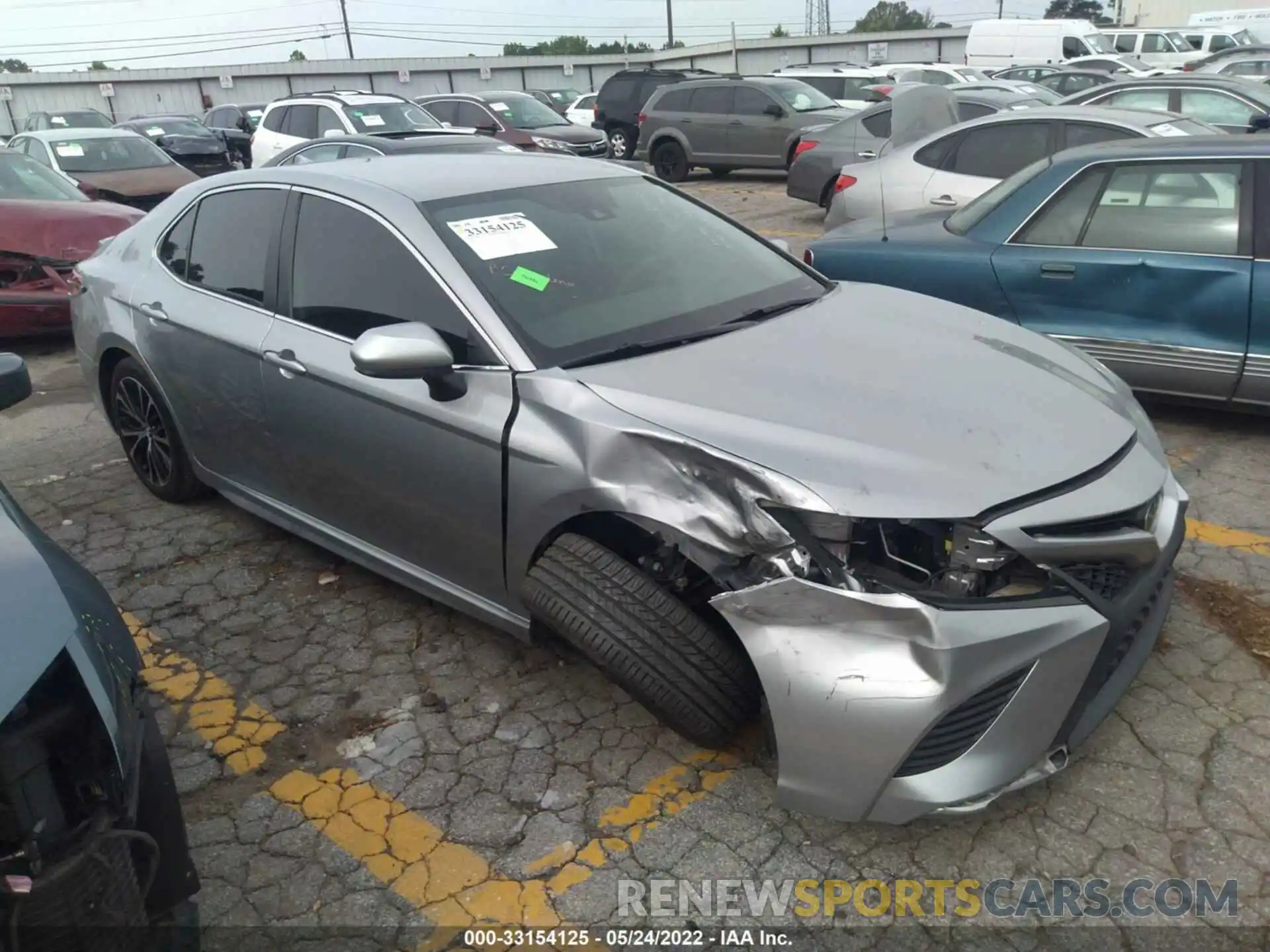 1 Photograph of a damaged car 4T1B11HK2KU687104 TOYOTA CAMRY 2019