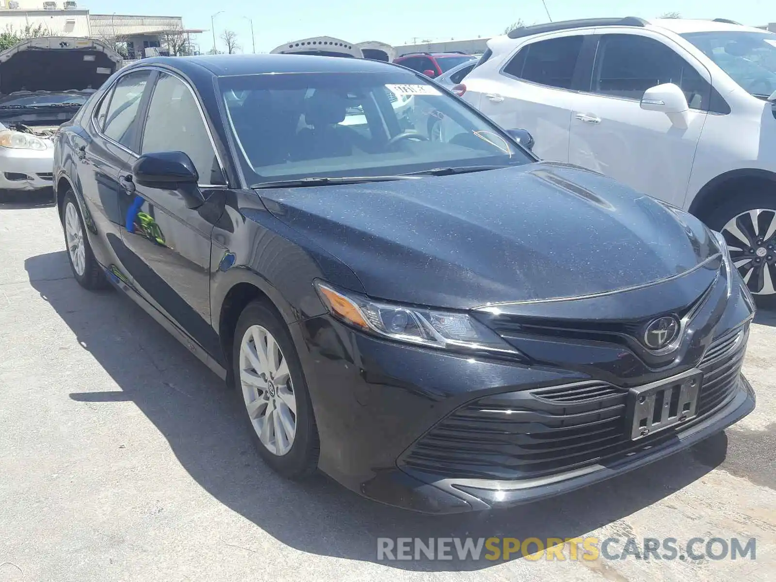 1 Photograph of a damaged car 4T1B11HK2KU687670 TOYOTA CAMRY 2019