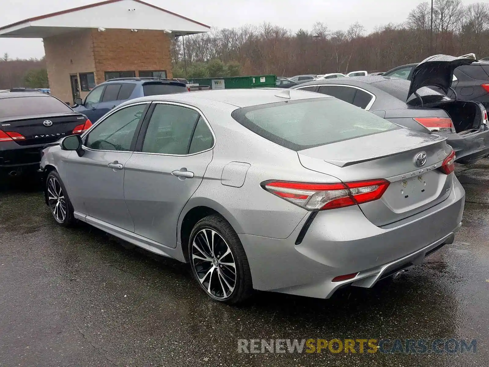 3 Photograph of a damaged car 4T1B11HK2KU687863 TOYOTA CAMRY 2019