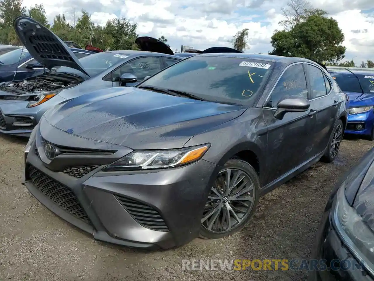 2 Photograph of a damaged car 4T1B11HK2KU687913 TOYOTA CAMRY 2019