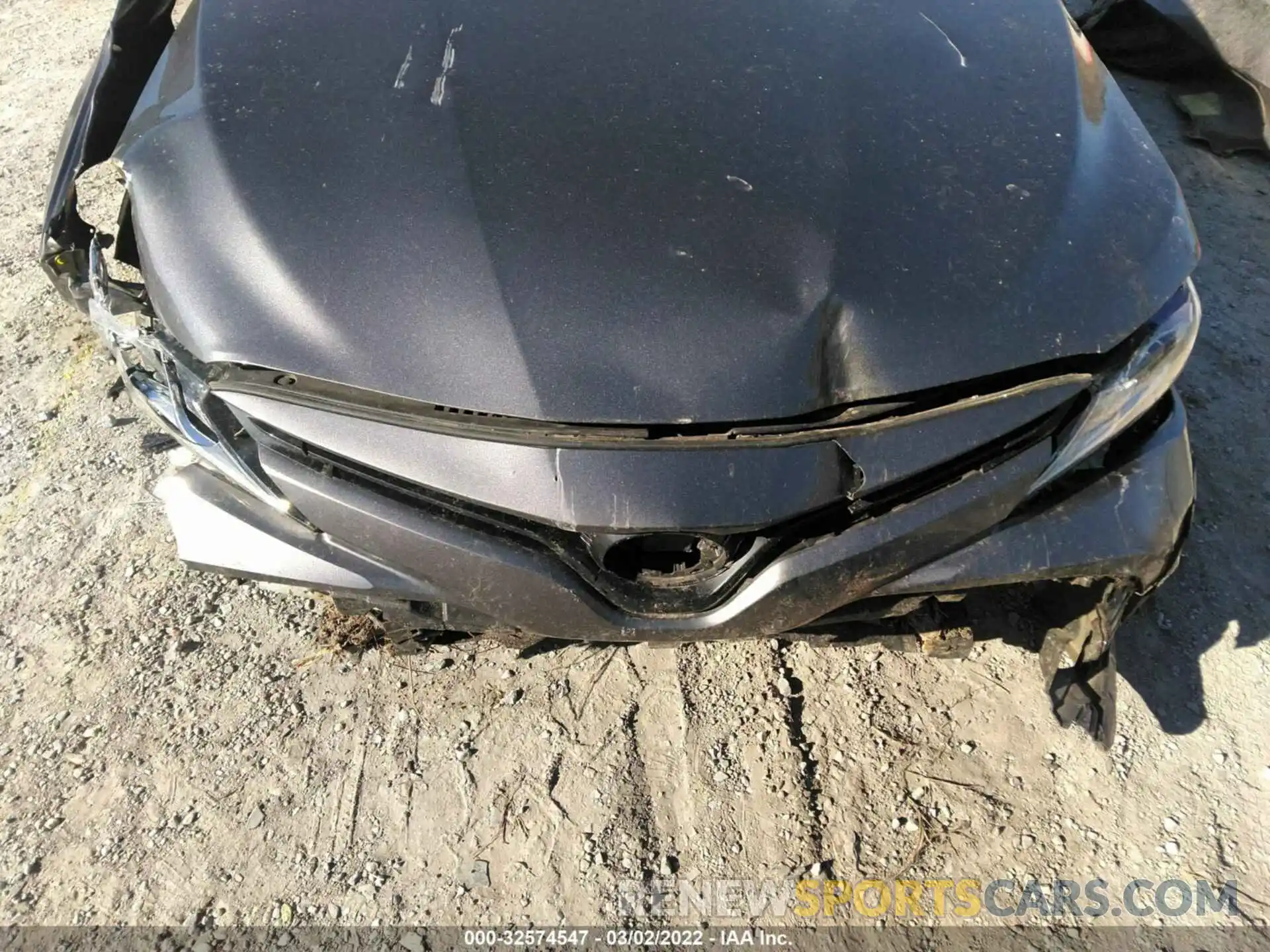 6 Photograph of a damaged car 4T1B11HK2KU689080 TOYOTA CAMRY 2019