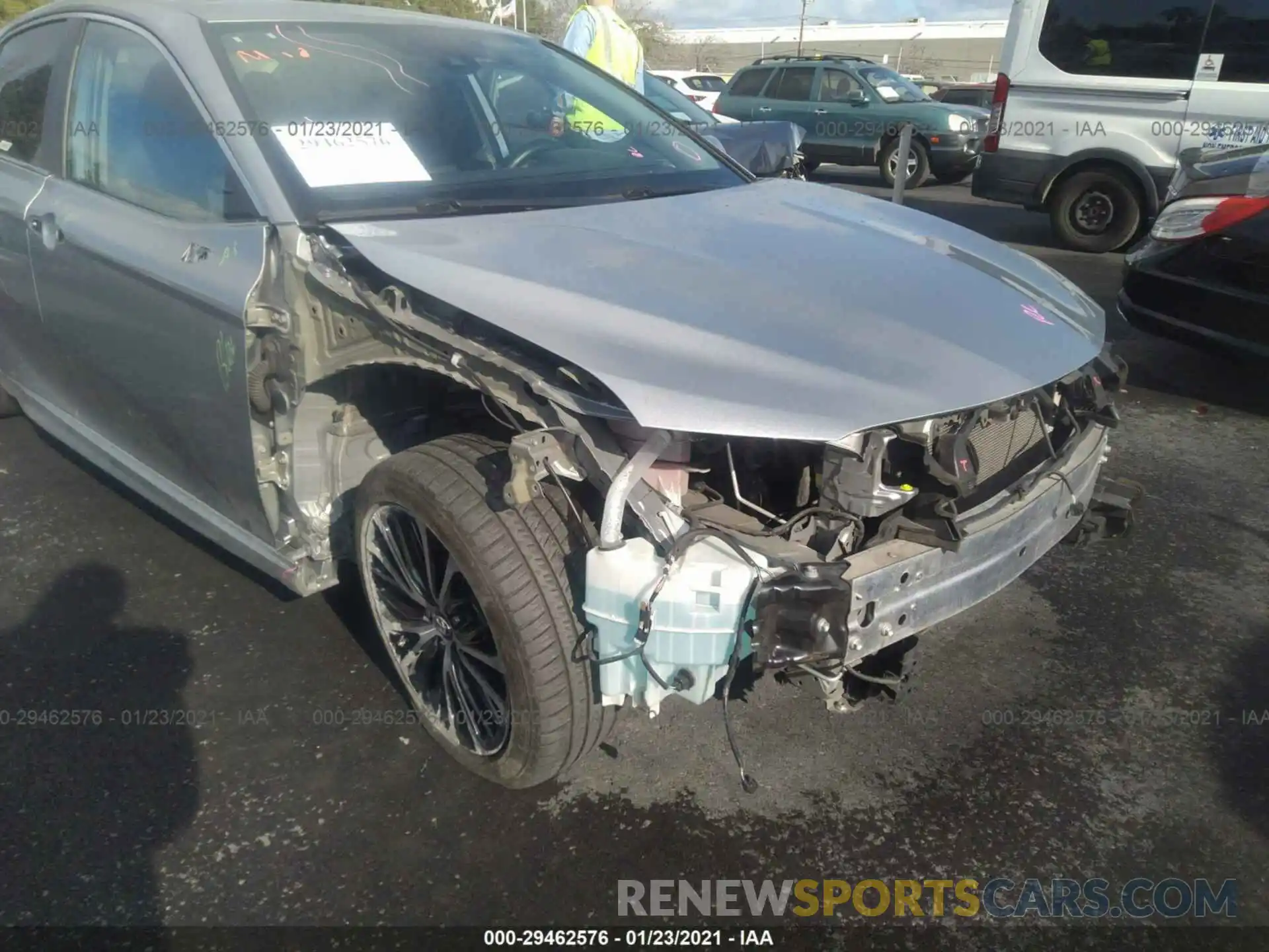 6 Photograph of a damaged car 4T1B11HK2KU689595 TOYOTA CAMRY 2019