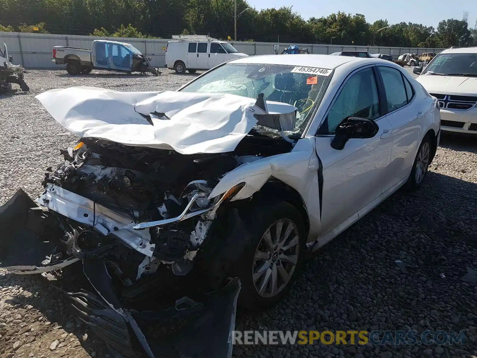 2 Photograph of a damaged car 4T1B11HK2KU690486 TOYOTA CAMRY 2019