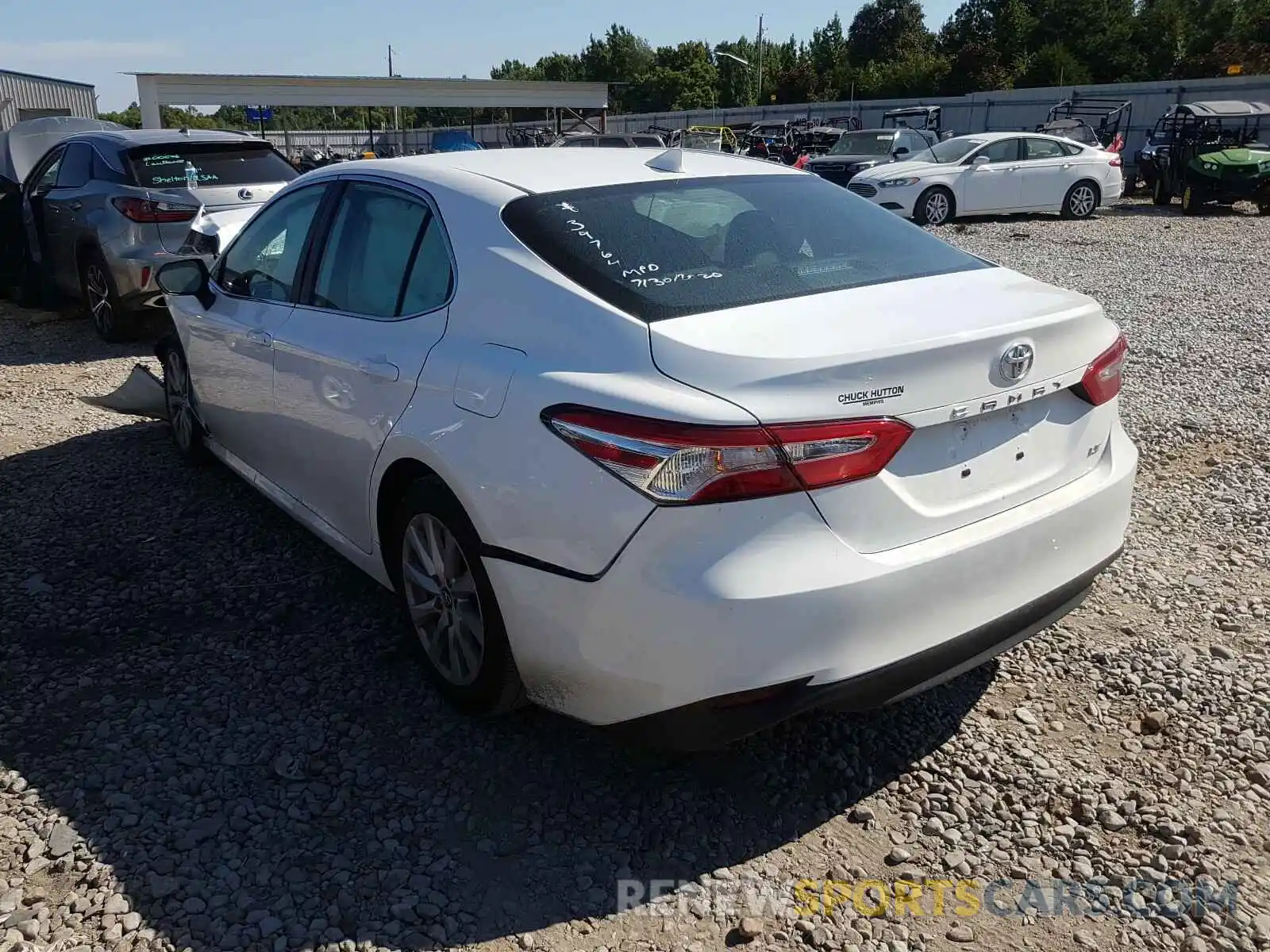 3 Photograph of a damaged car 4T1B11HK2KU690486 TOYOTA CAMRY 2019