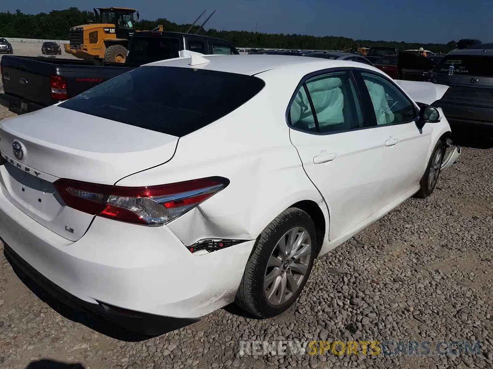 4 Photograph of a damaged car 4T1B11HK2KU690486 TOYOTA CAMRY 2019