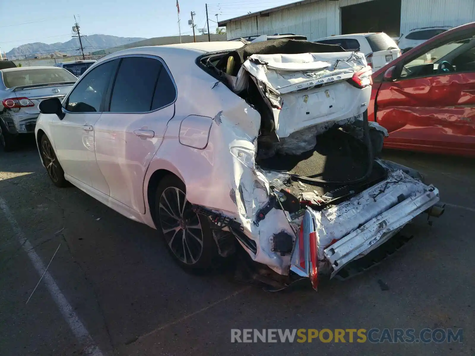 3 Photograph of a damaged car 4T1B11HK2KU691153 TOYOTA CAMRY 2019