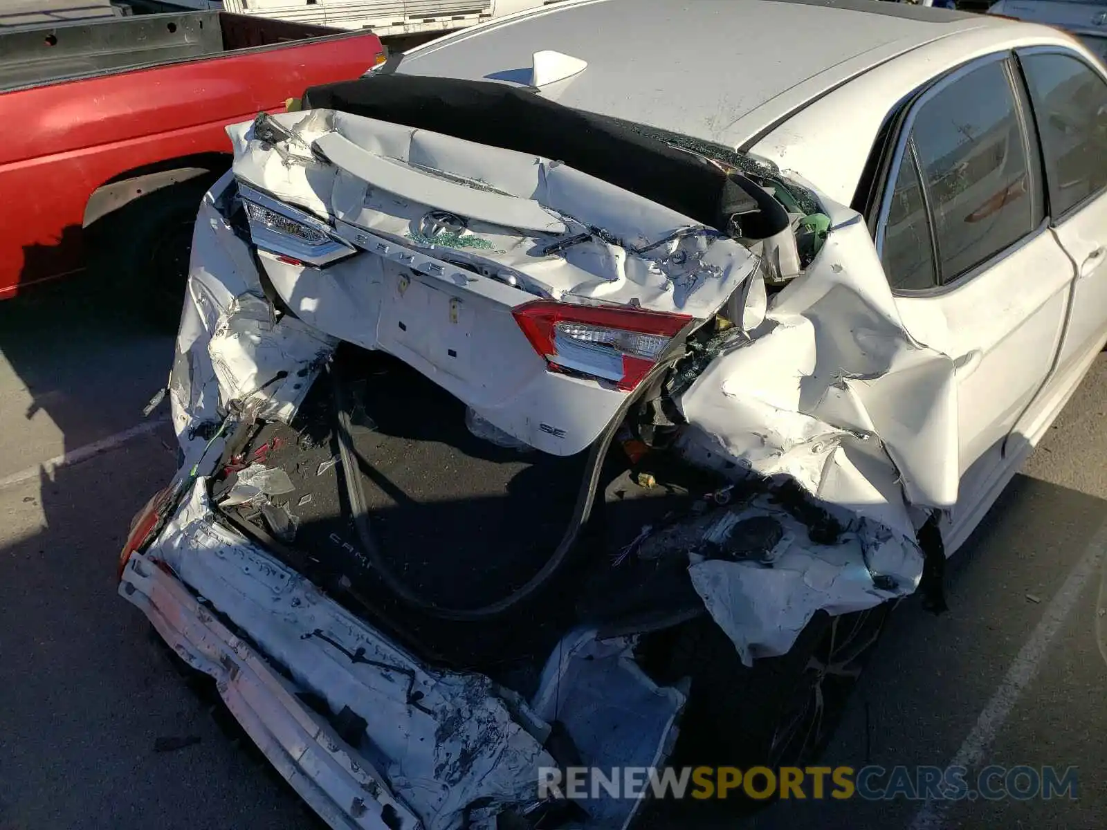 9 Photograph of a damaged car 4T1B11HK2KU691153 TOYOTA CAMRY 2019