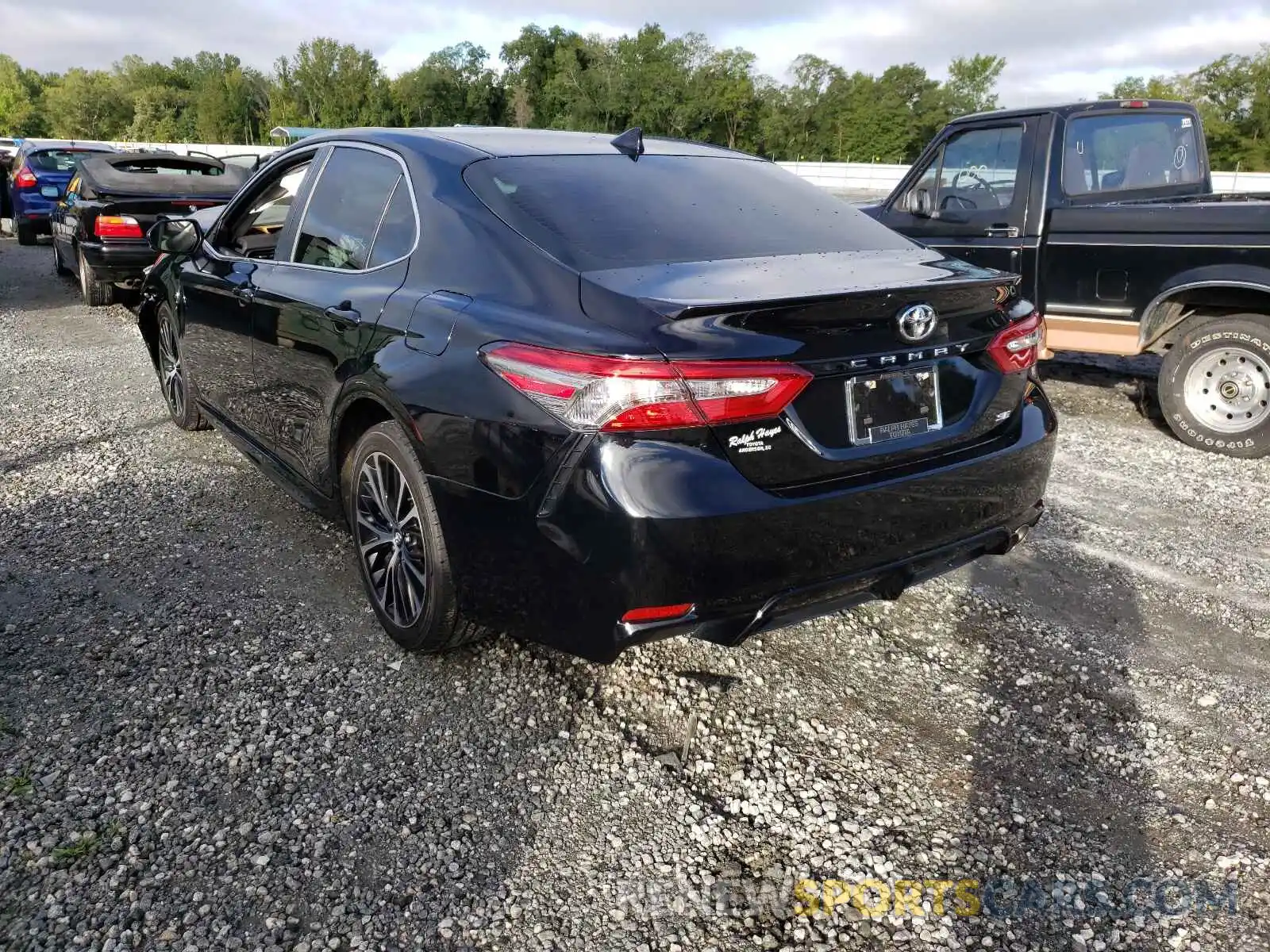 3 Photograph of a damaged car 4T1B11HK2KU691492 TOYOTA CAMRY 2019