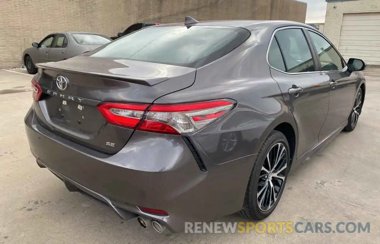 4 Photograph of a damaged car 4T1B11HK2KU692643 TOYOTA CAMRY 2019