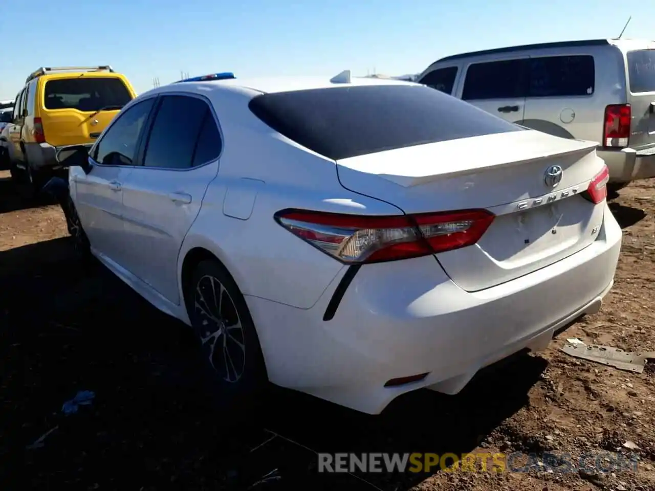 3 Photograph of a damaged car 4T1B11HK2KU693369 TOYOTA CAMRY 2019