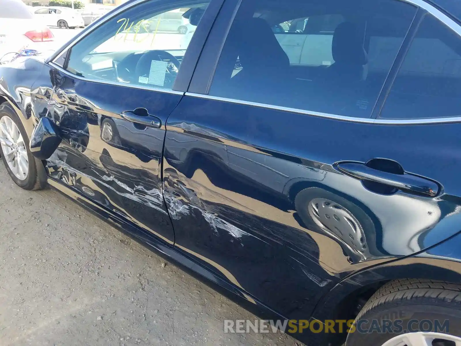 9 Photograph of a damaged car 4T1B11HK2KU697485 TOYOTA CAMRY 2019