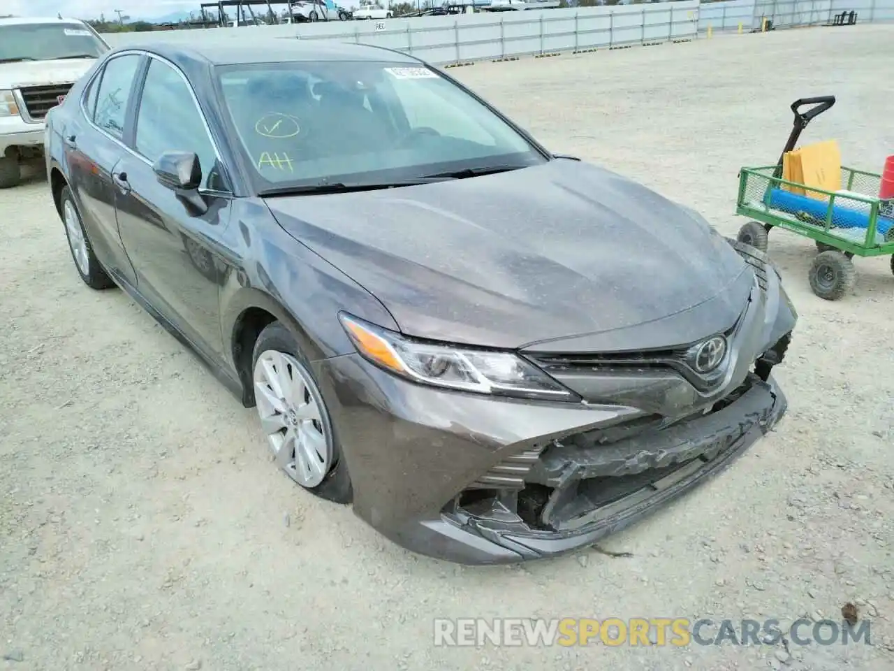 1 Photograph of a damaged car 4T1B11HK2KU697566 TOYOTA CAMRY 2019